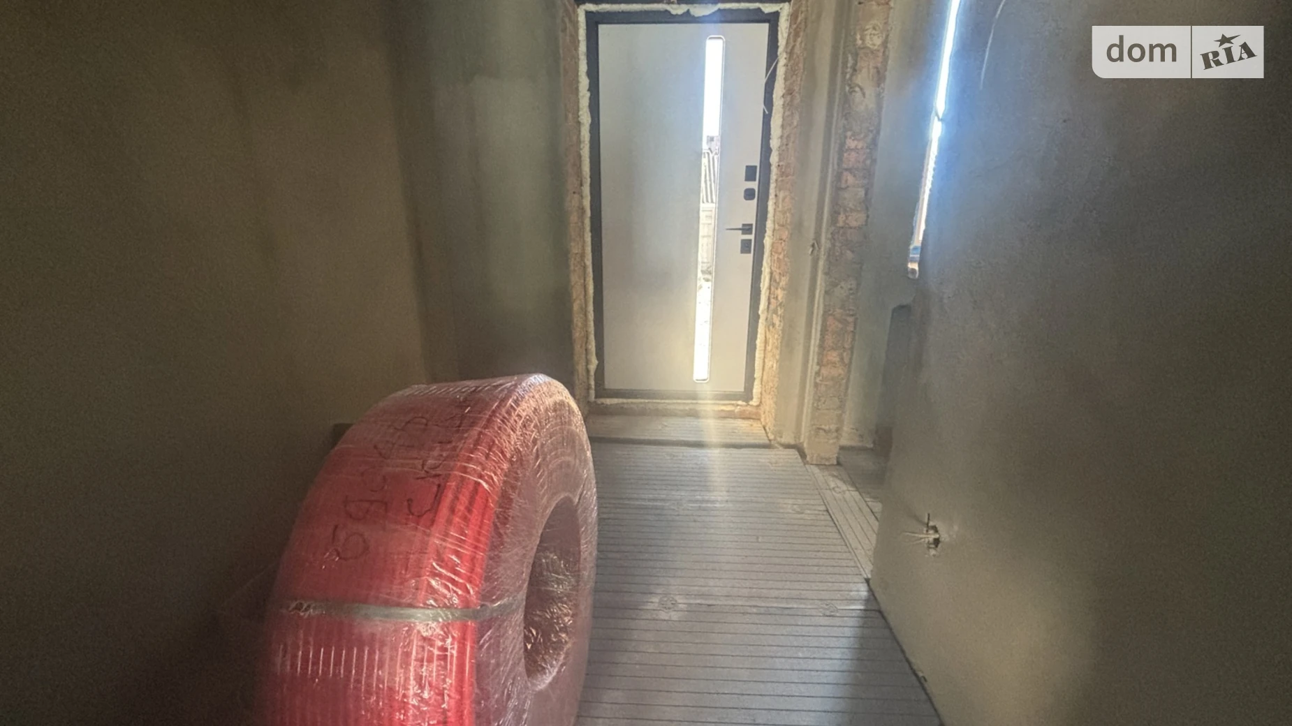 Продается дом на 2 этажа 120 кв. м с камином, цена: 85000 $ - фото 3