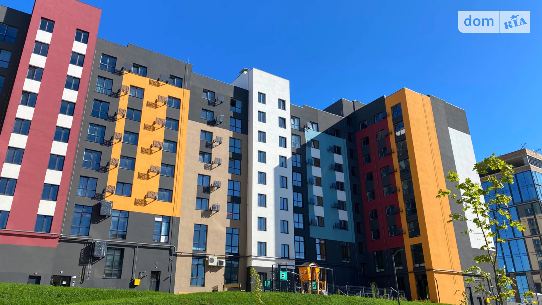 Продается 3-комнатная квартира 81.3 кв. м в Ровно, ул. Студенческая, 24 - фото 2