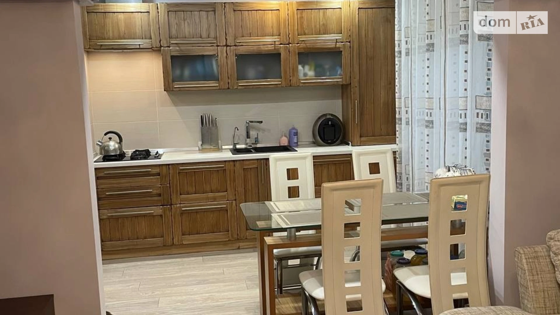 Продается 3-комнатная квартира 69 кв. м в Днепре, мас. Тополь-3, 13 корпус 1 - фото 3