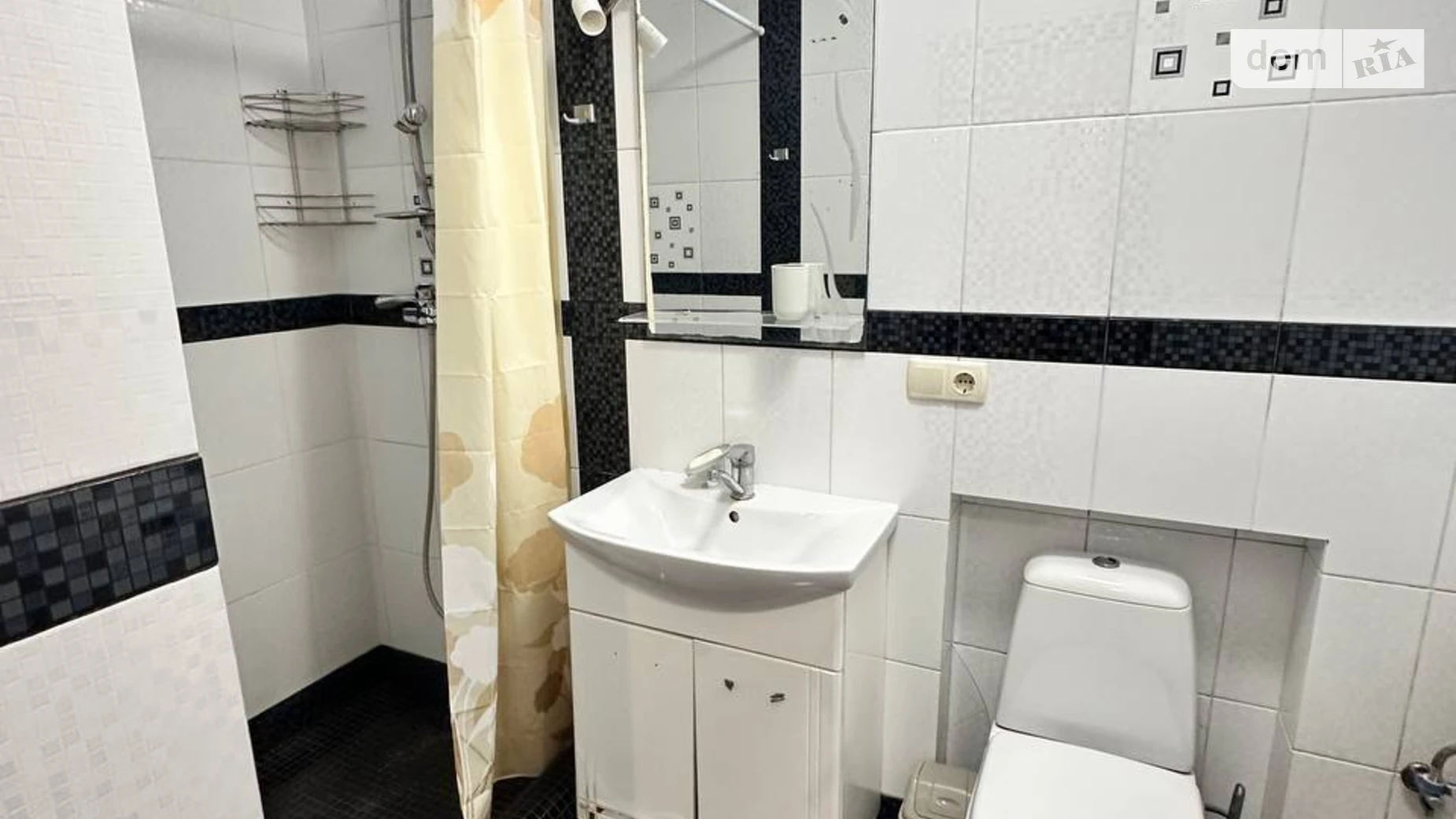 Сдается в аренду 3-комнатная квартира 60 кв. м в Одессе, бул. Французский, 47 - фото 2