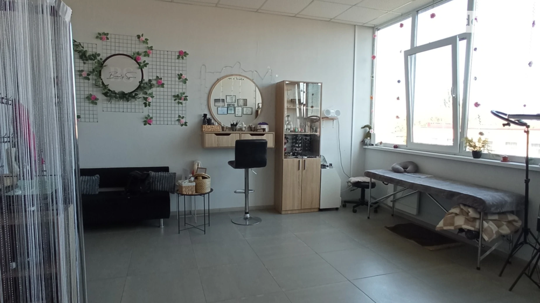 Сдается в аренду офис 29 кв. м в бизнес-центре, цена: 5500 грн - фото 3