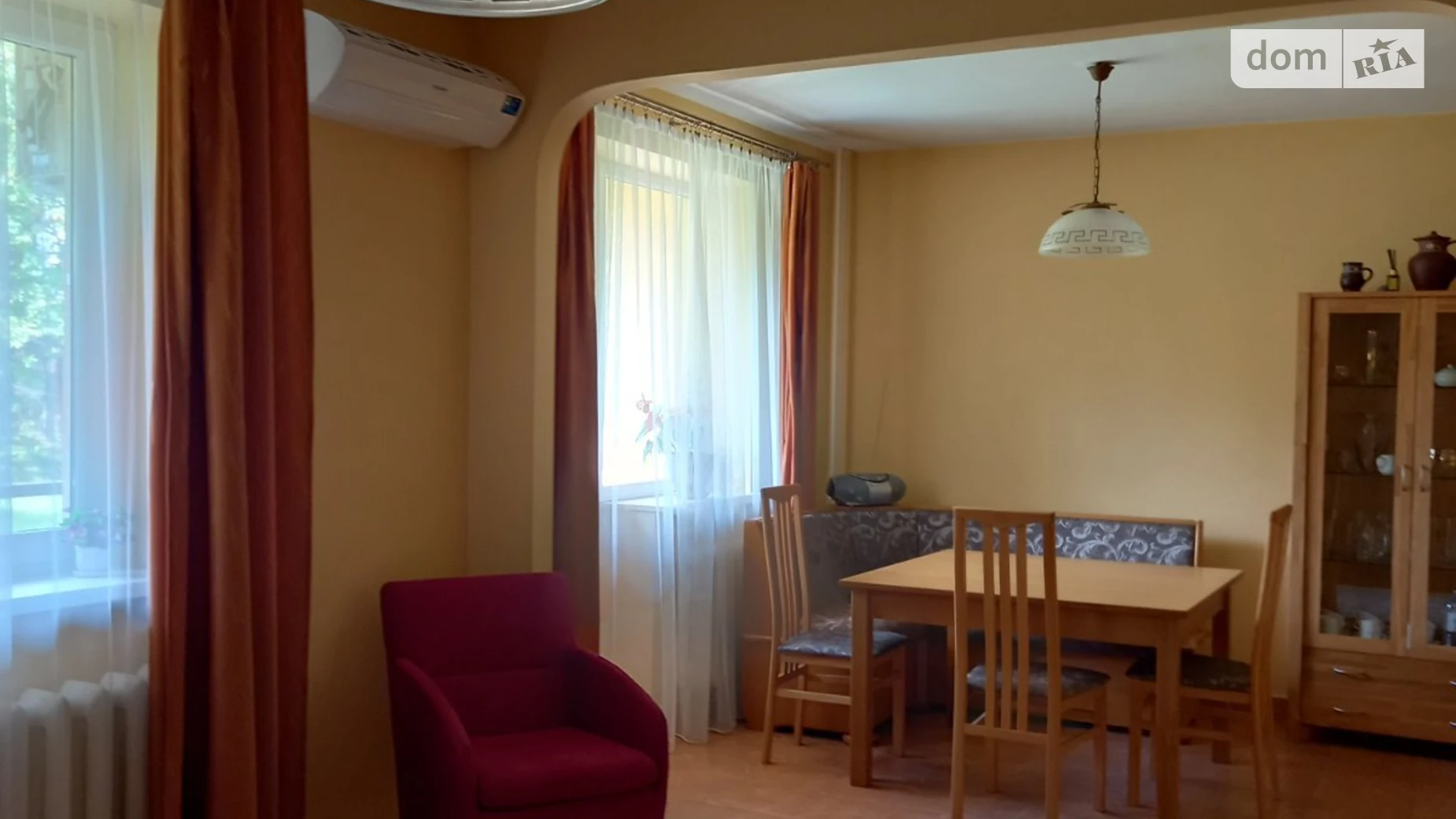 Продается дом на 3 этажа 280 кв. м с мебелью, цена: 380000 $ - фото 4