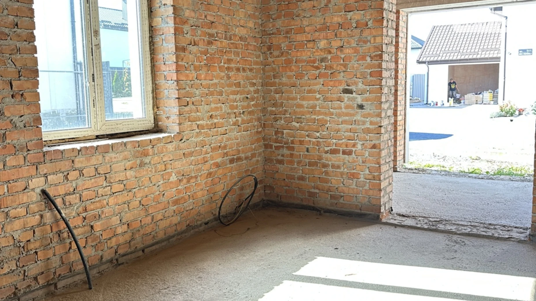 Продается дом на 2 этажа 283 кв. м с бассейном, цена: 145000 $ - фото 4
