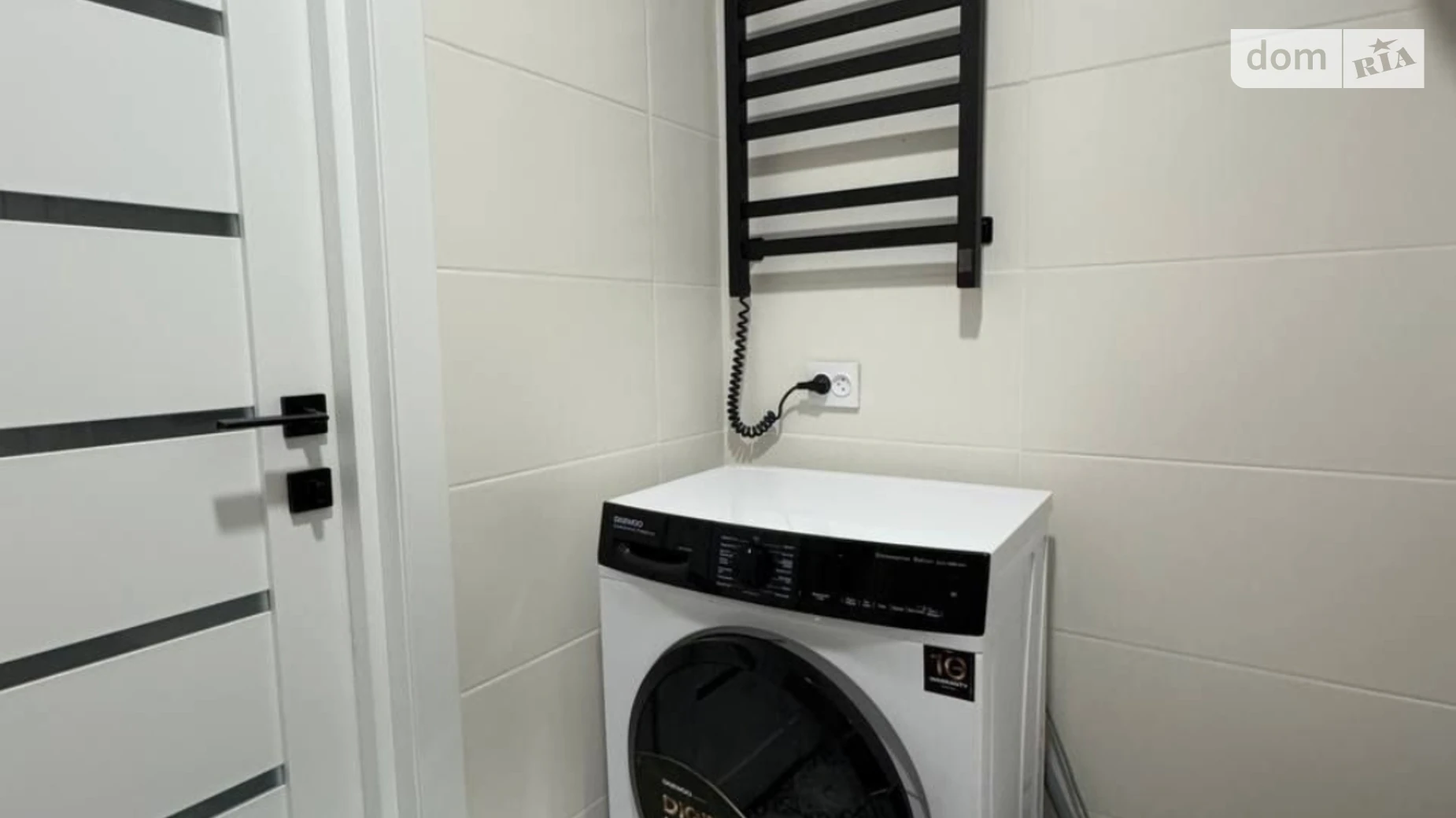 Продается 3-комнатная квартира 59 кв. м в Днепре, мас. Красный Камень - фото 2