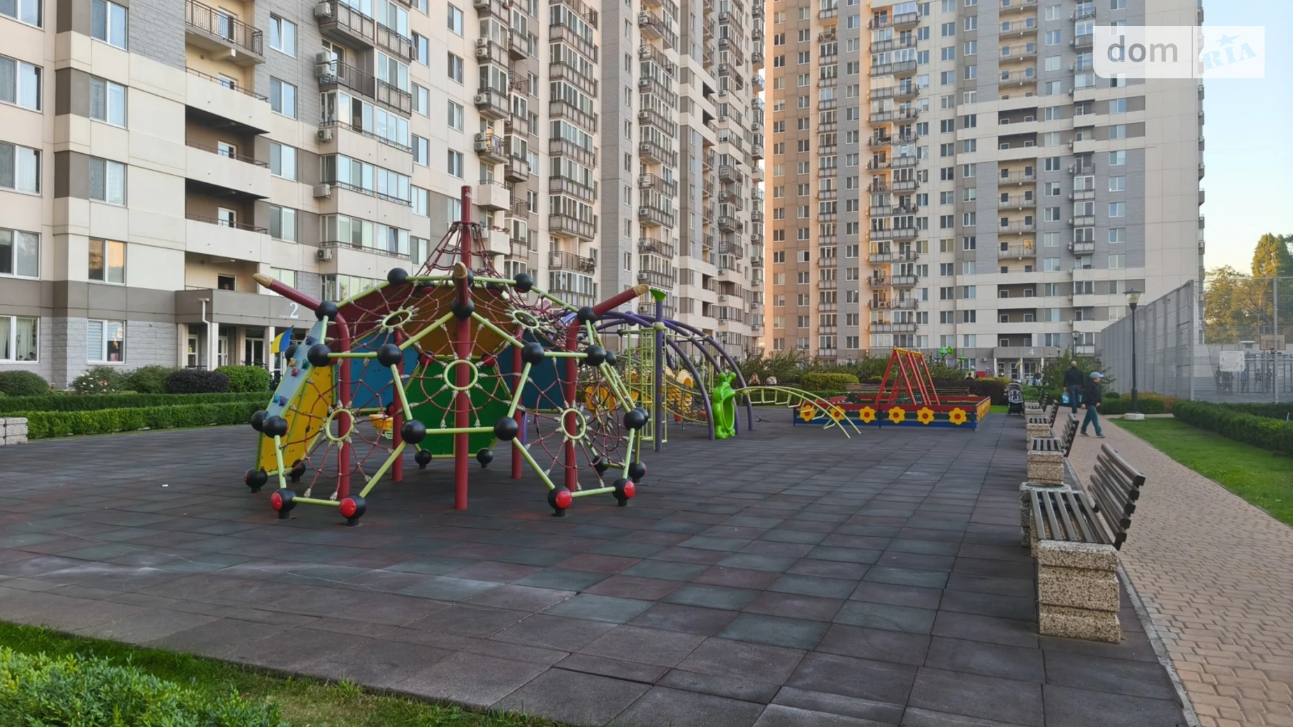 Продается 1-комнатная квартира 41 кв. м в Одессе, ул. Люстдорфская дорога, 90А - фото 2