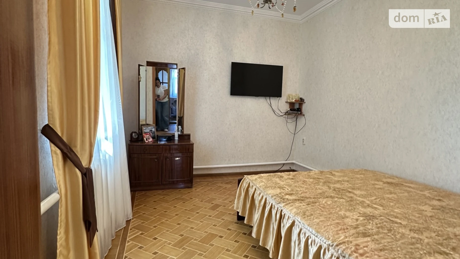 Продается дом на 2 этажа 145 кв. м с бассейном, цена: 130000 $ - фото 5