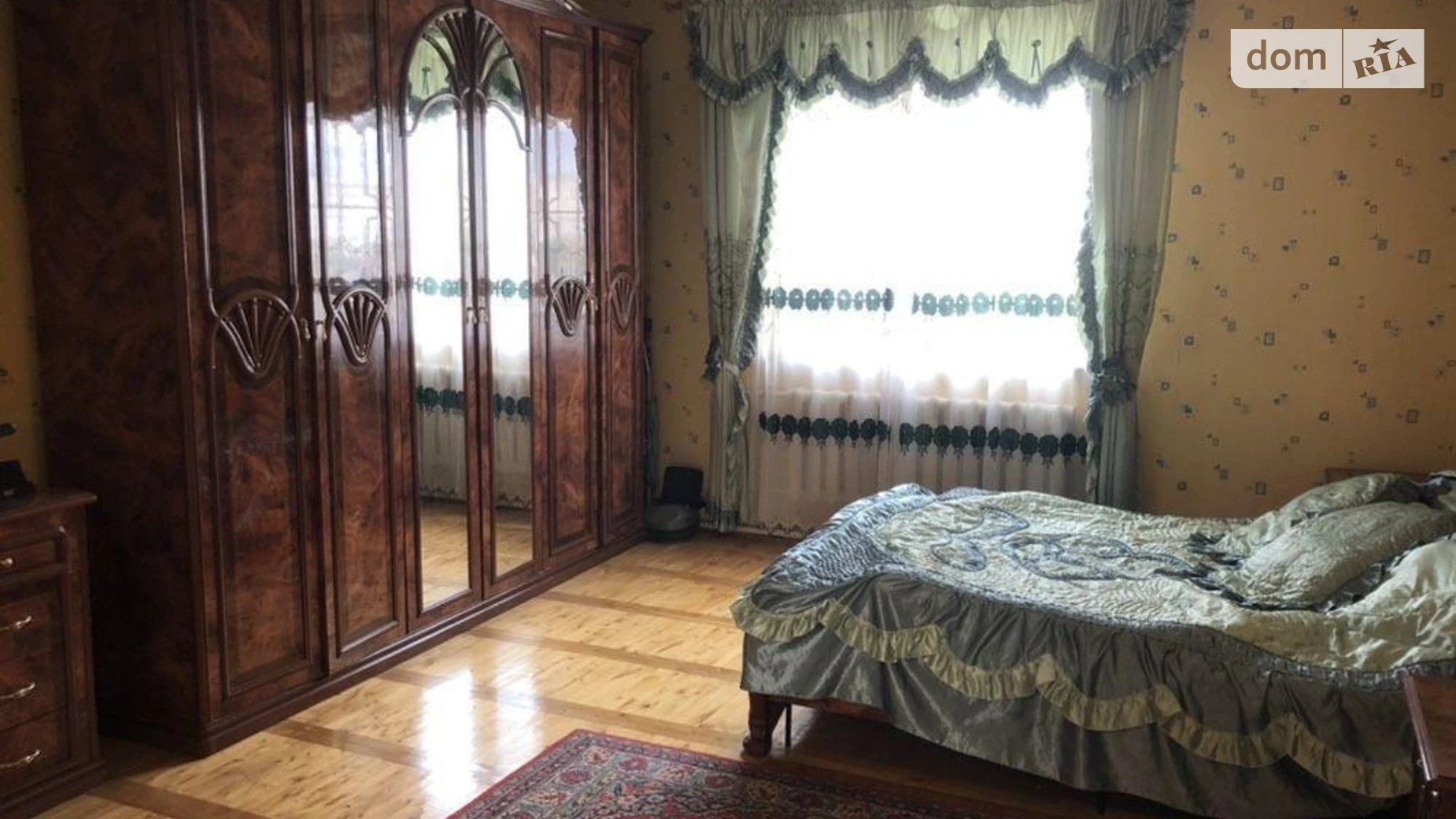 Продается дом на 3 этажа 300 кв. м с гаражом, цена: 210000 $ - фото 5