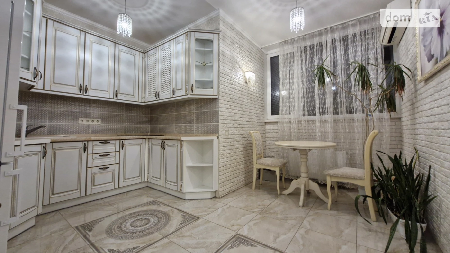 Продается 1-комнатная квартира 42.8 кв. м в Киеве, ул. Коперника, 3 - фото 2