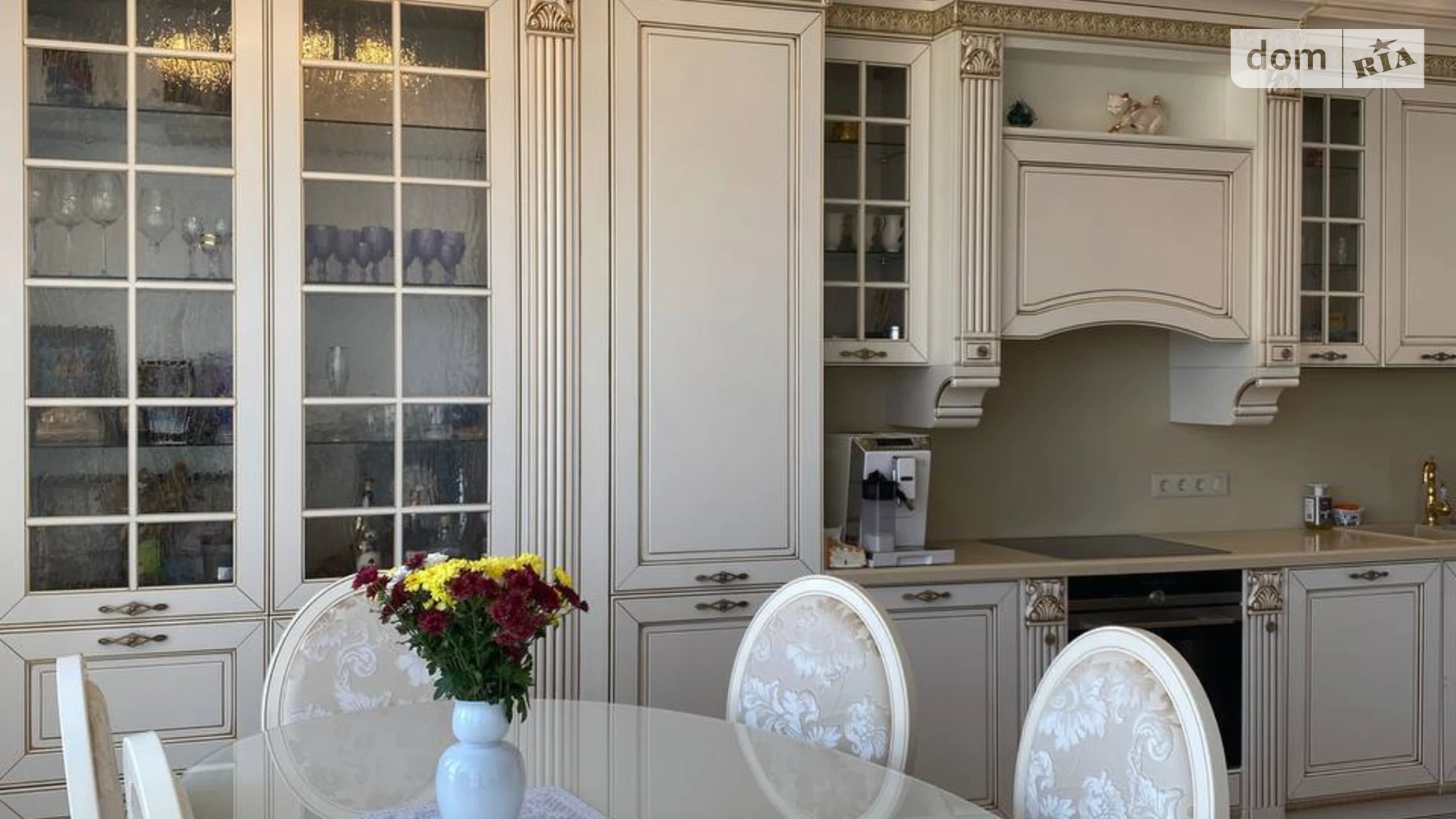 Продается 3-комнатная квартира 118 кв. м в Одессе, бул. Французский, 22 корпус 4 - фото 2