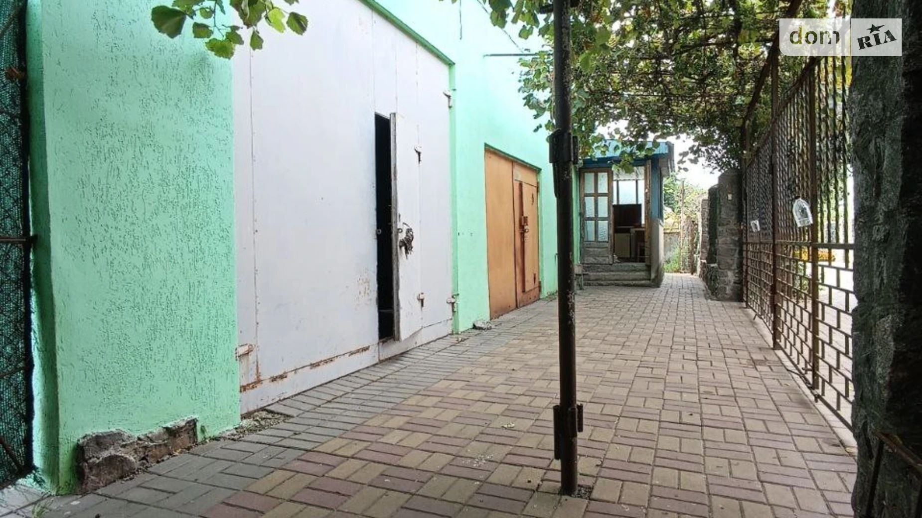 Продается дом на 2 этажа 144.3 кв. м с бассейном, цена: 65000 $ - фото 3