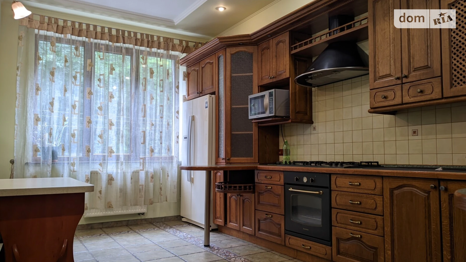 Сдается в аренду 3-комнатная квартира 106.3 кв. м в Львове, ул. Витовского Дмитрия - фото 2