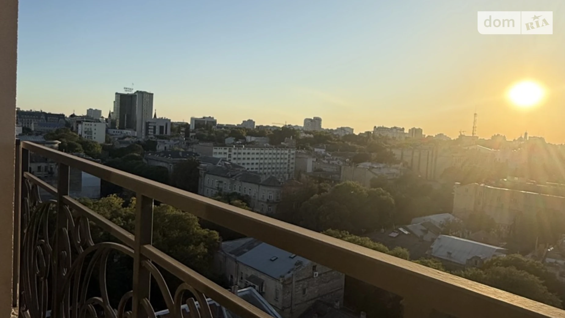 Продається 1-кімнатна квартира 54 кв. м у Одесі, вул. Карантинна, 22 - фото 3
