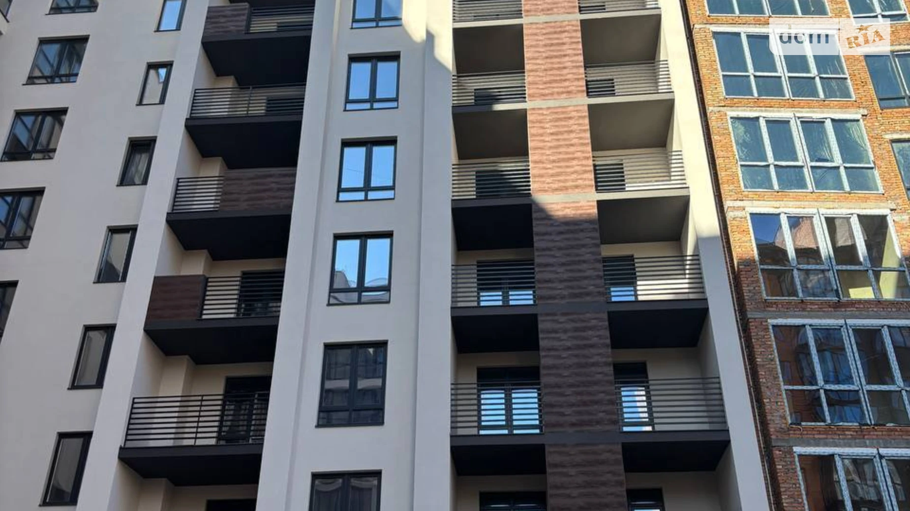 Продается 2-комнатная квартира 63.7 кв. м в Хмельницком, ул. Довженко - фото 2