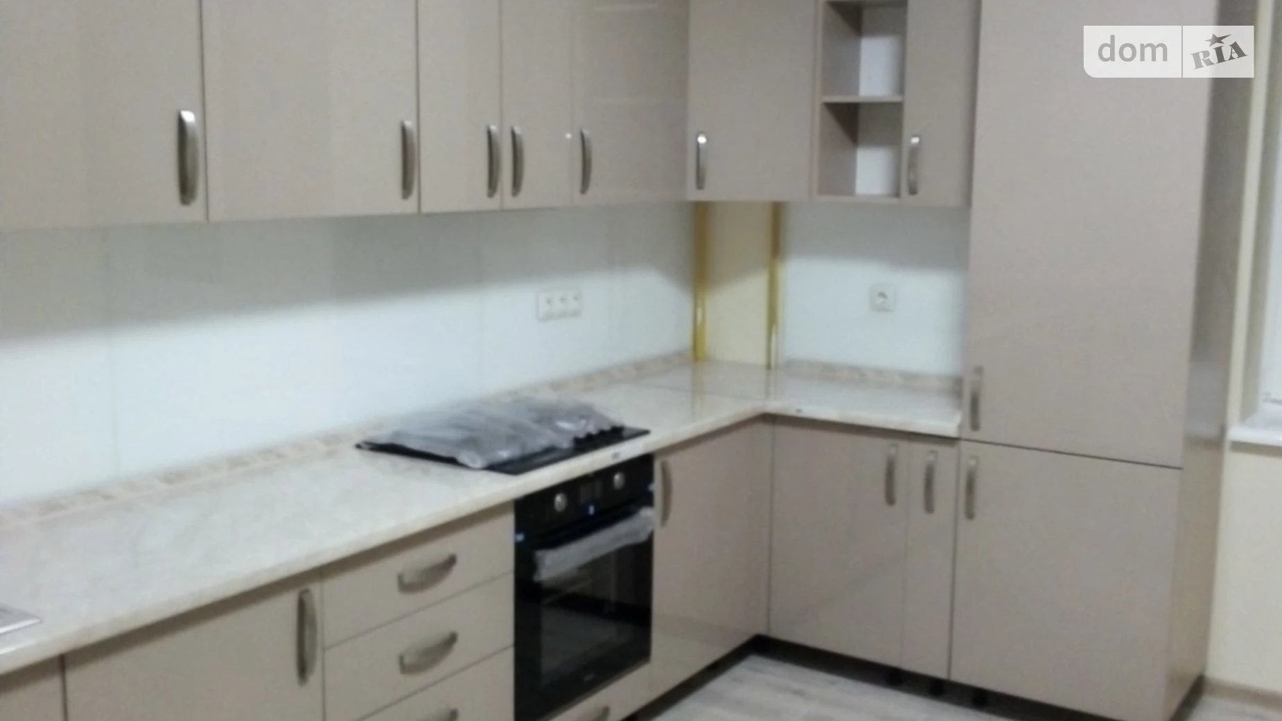 Продається 2-кімнатна квартира 64 кв. м у, цена: 105000 $ - фото 2