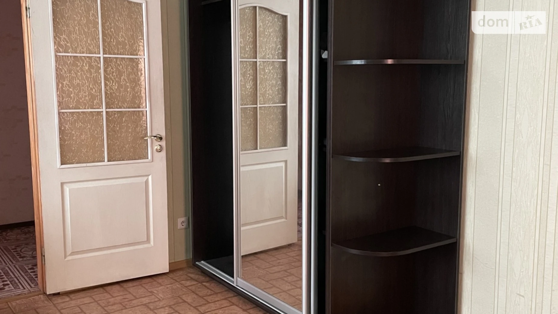 Продается 1-комнатная квартира 44 кв. м в Броварах, ул. Черняховского, 11Г - фото 2