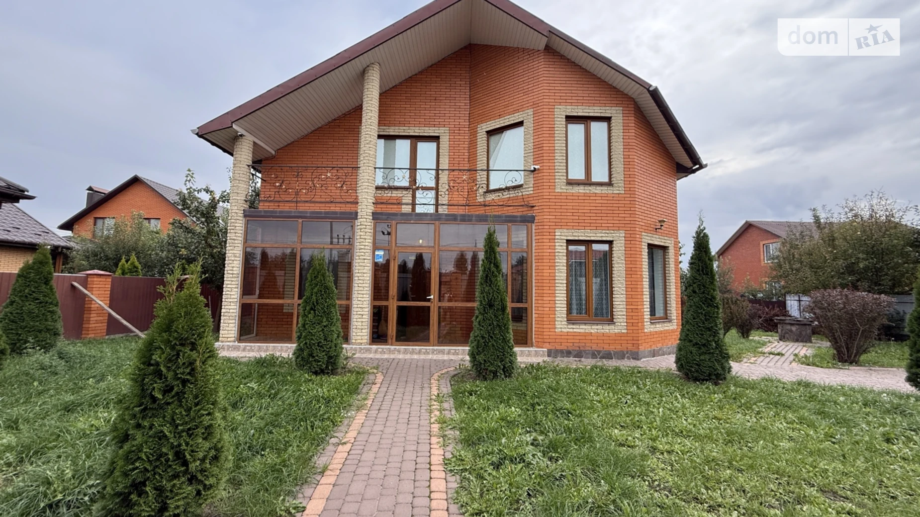 Продается дом на 2 этажа 120 кв. м с садом, цена: 165000 $ - фото 3