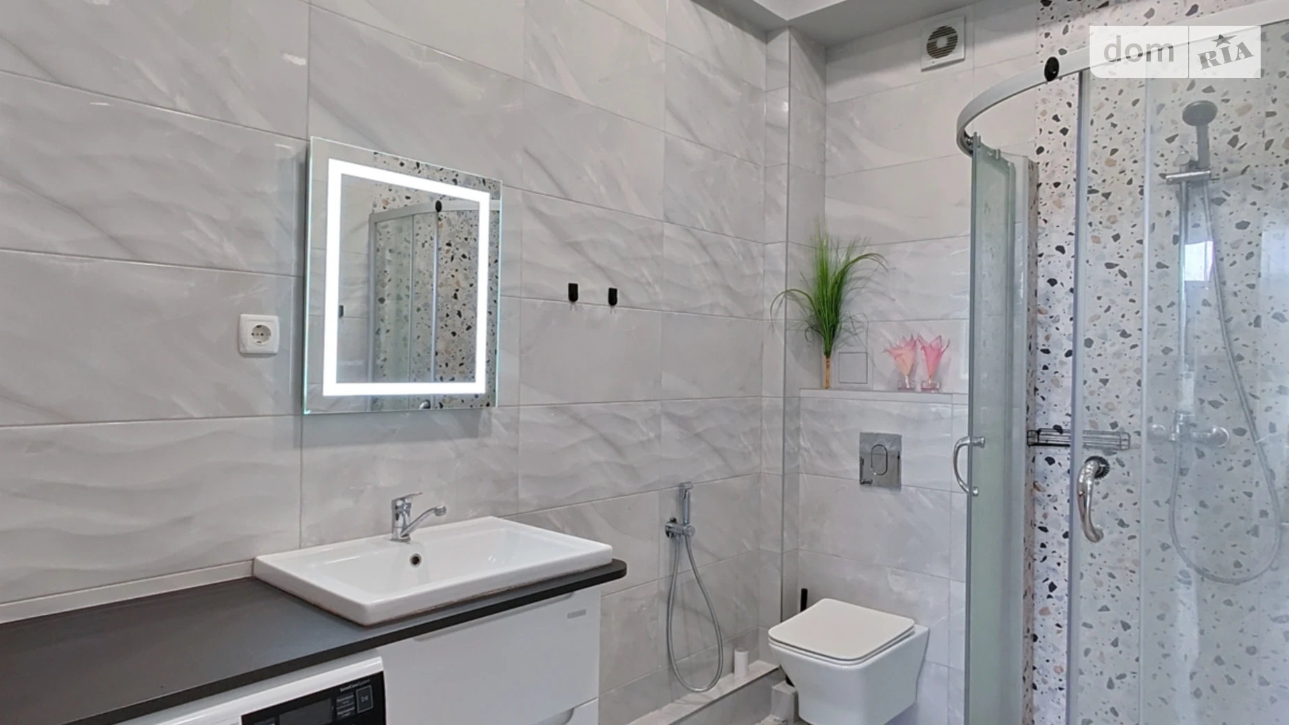 Сдается в аренду 1-комнатная квартира 45.8 кв. м в Днепре, ул. Евпаторийская, 2Б - фото 2