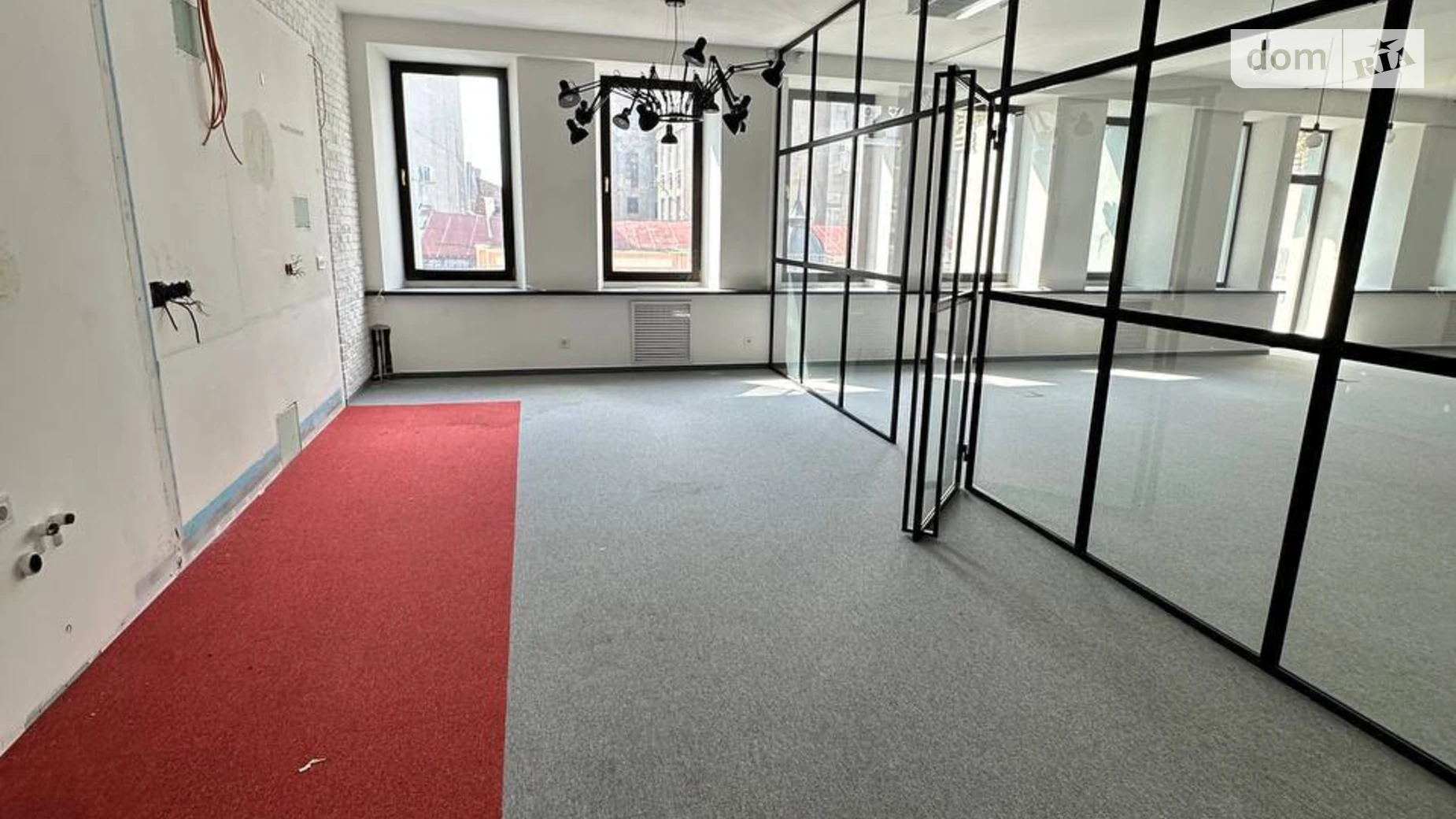 Сдается в аренду офис 200 кв. м в бизнес-центре, цена: 1000 $ - фото 2