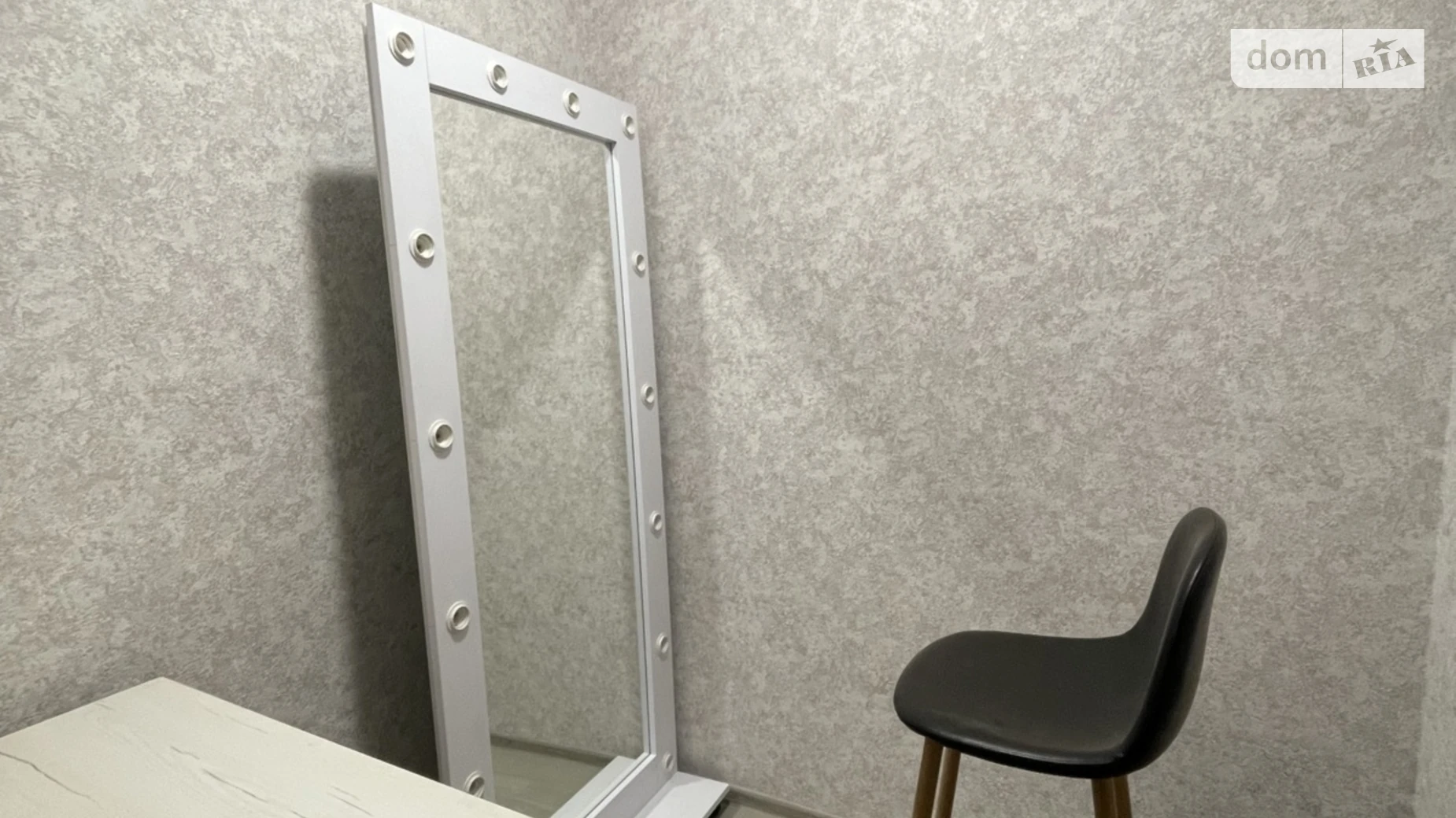 Продается 1-комнатная квартира 42 кв. м в Рассошенцах, ул. Кременчугская(Фрунзе), 54Б корпус 2 - фото 5