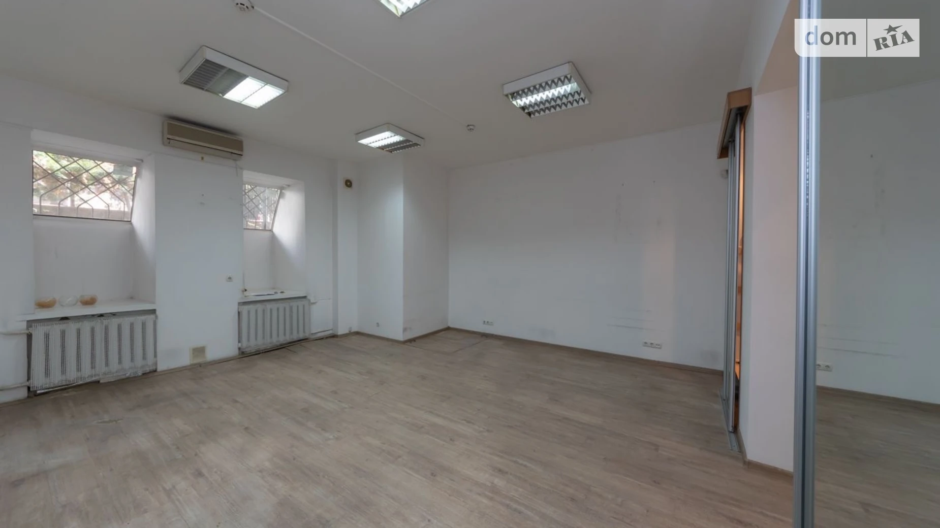 Продается офис 84 кв. м в бизнес-центре, цена: 160000 $ - фото 5