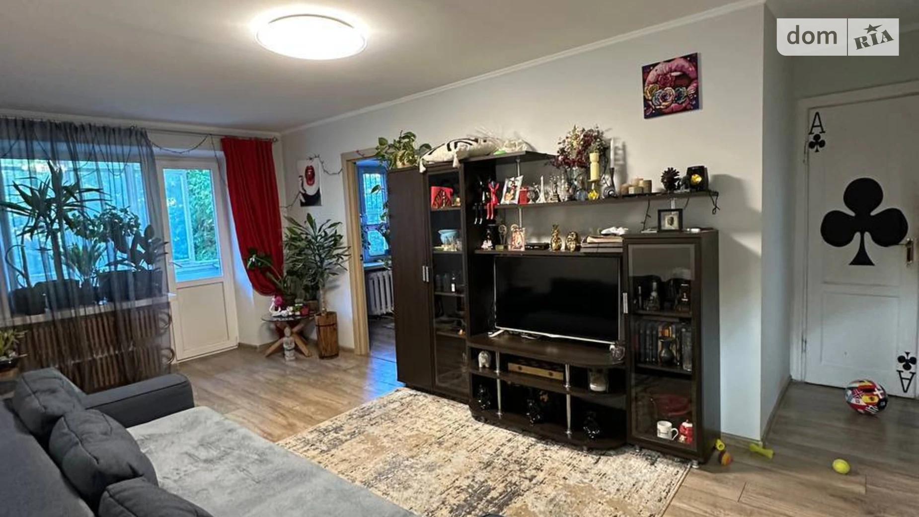3-комнатная квартира 54.7 кв. м в Тернополе, ул. Дружбы - фото 4