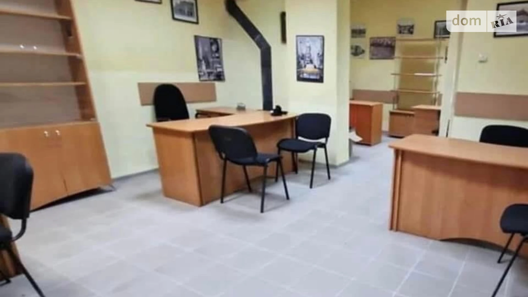 пл. Корятовича, 15 Центр Ужгород, цена: 120000 $ - фото 2