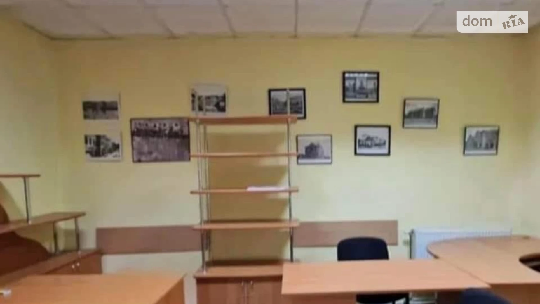 пл. Корятовича, 15 Центр Ужгород, цена: 120000 $ - фото 5