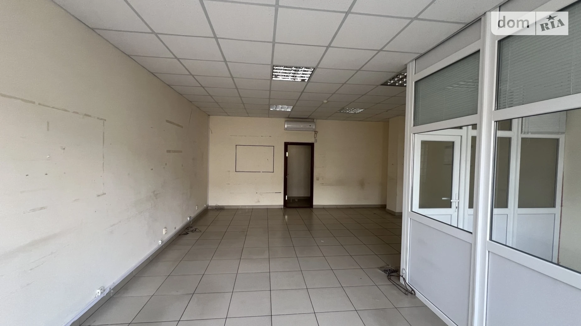 Здається в оренду офіс 45 кв. м в бізнес-центрі, цена: 11250 грн - фото 5