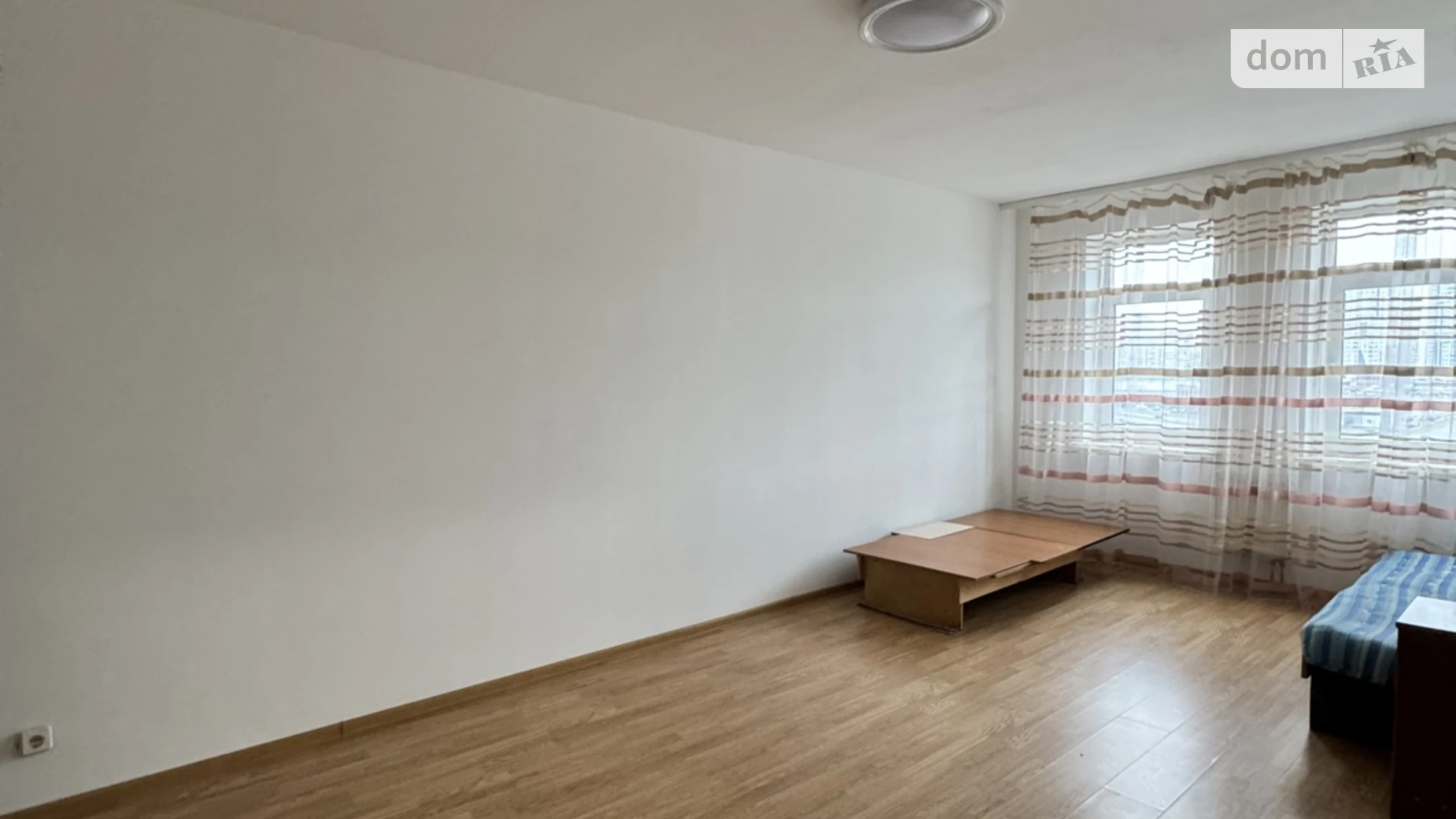 Продается 2-комнатная квартира 70 кв. м в Киеве, ул. Александра Мишуги, 2 - фото 2