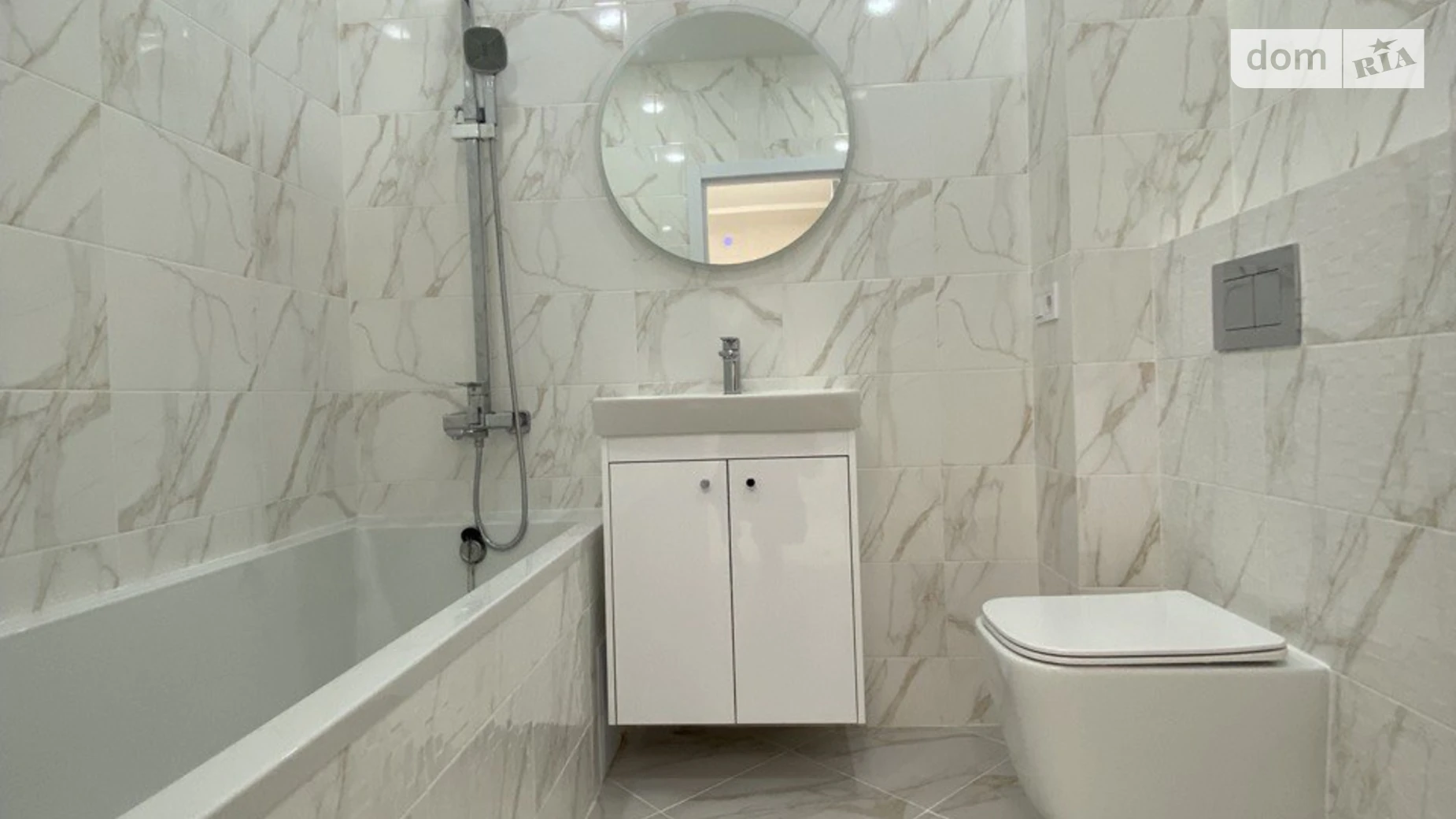 Продается 1-комнатная квартира 46 кв. м в Лиманке, ул. Строительная, 50Б - фото 2