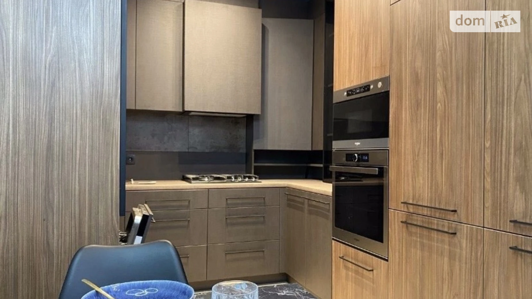 Продается 1-комнатная квартира 46.9 кв. м в Киеве, ул. Юношеская, 1 - фото 2