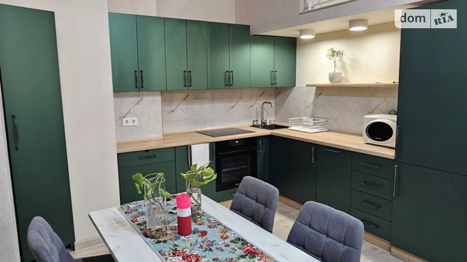 Продается 1-комнатная квартира 56.6 кв. м в Черновцах, ул. Прутская, 29Б - фото 2