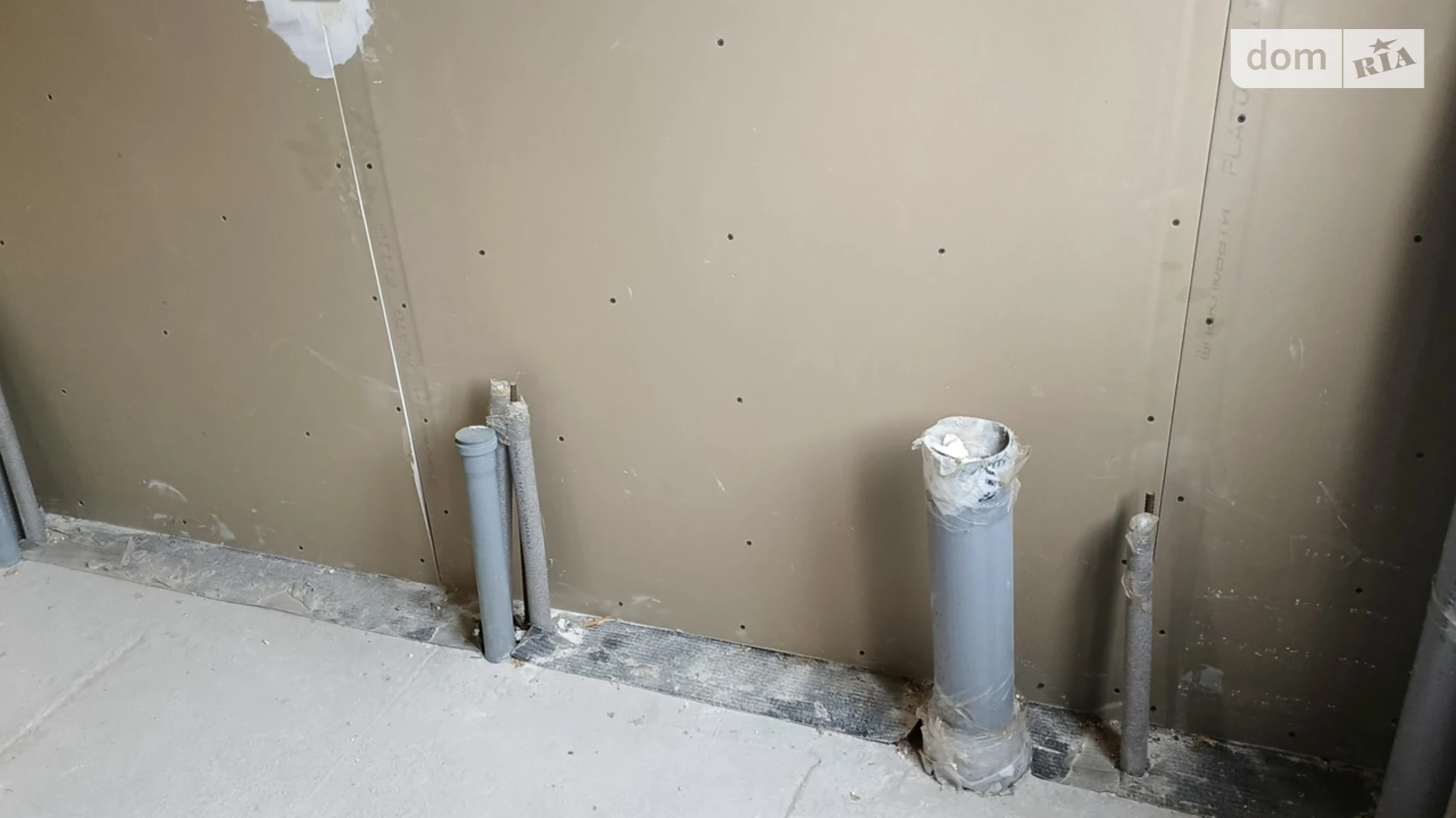 Продается дом на 2 этажа 120 кв. м с садом, цена: 85000 $ - фото 3