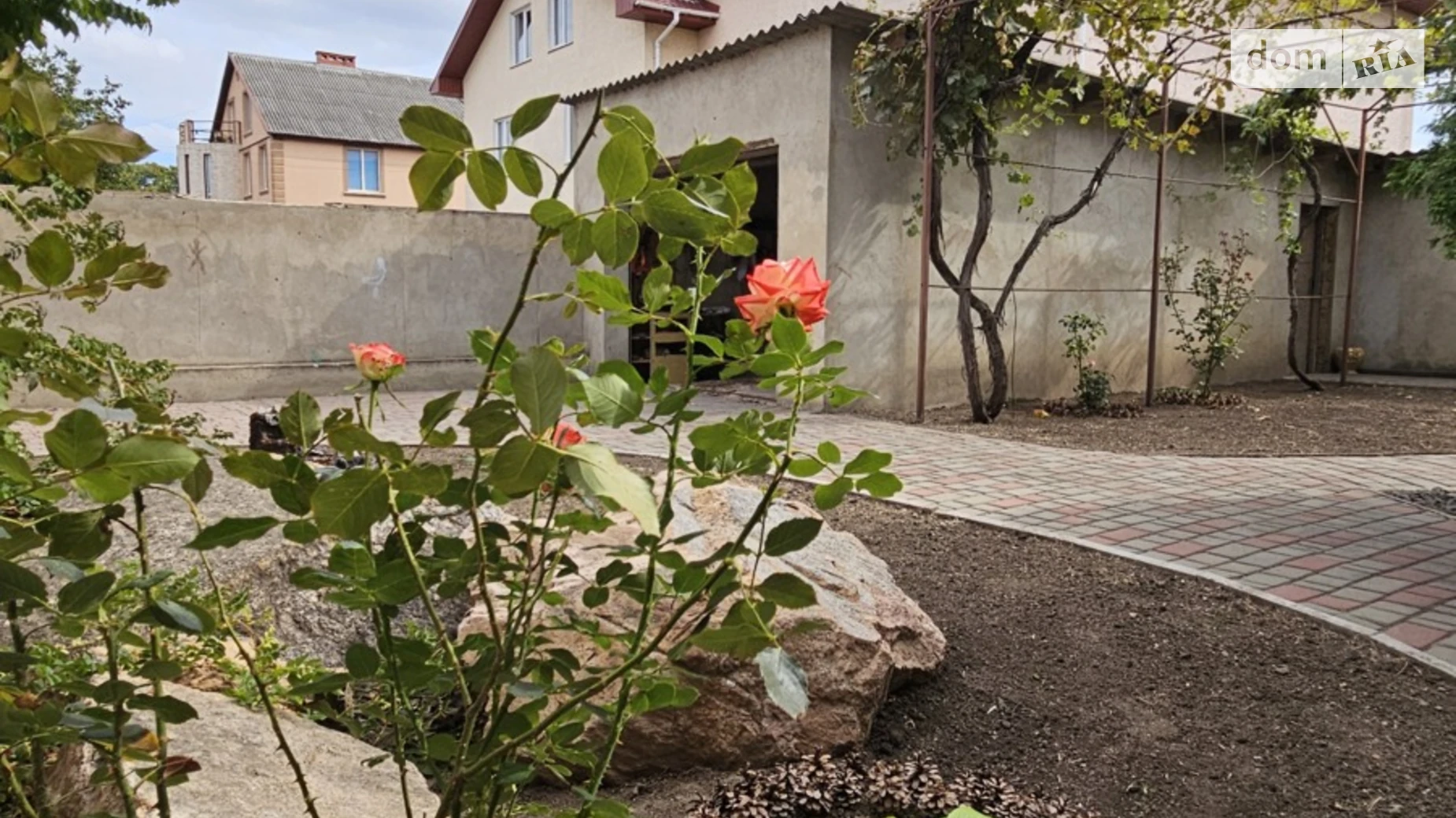 Продается дом на 2 этажа 180 кв. м с верандой, цена: 120000 $ - фото 3