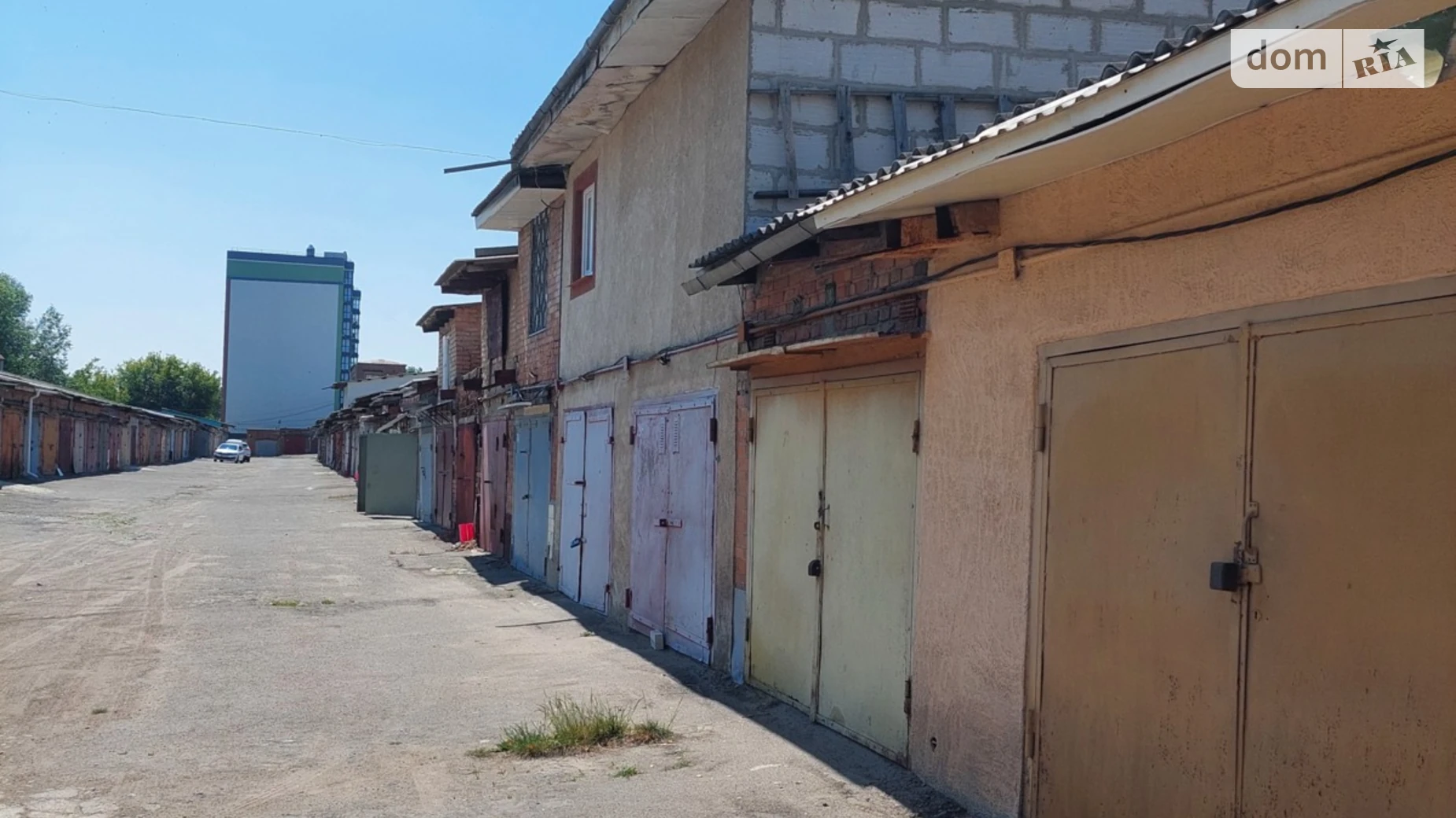 Здається в оренду місце в гаражному кооперативі під легкове авто на 18 кв. м, цена: 2000 грн - фото 3