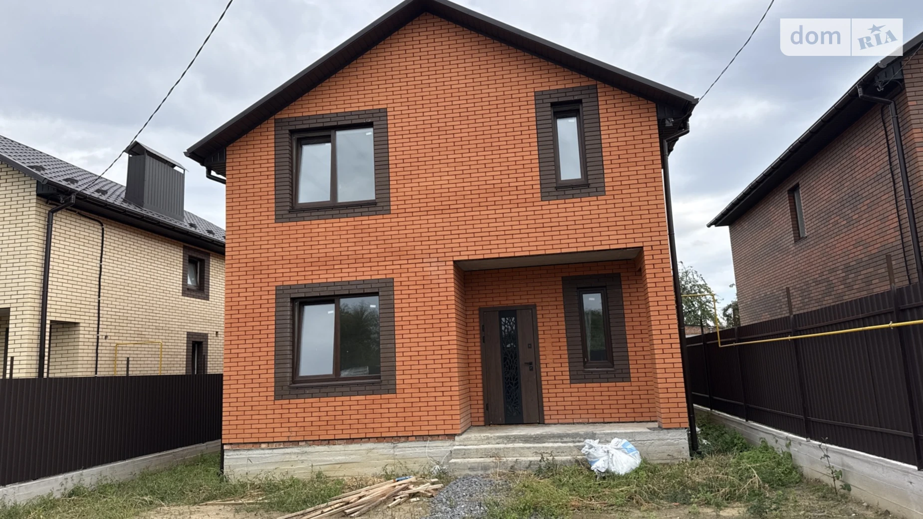 Продается дом на 2 этажа 120 кв. м с гаражом, цена: 92000 $ - фото 3