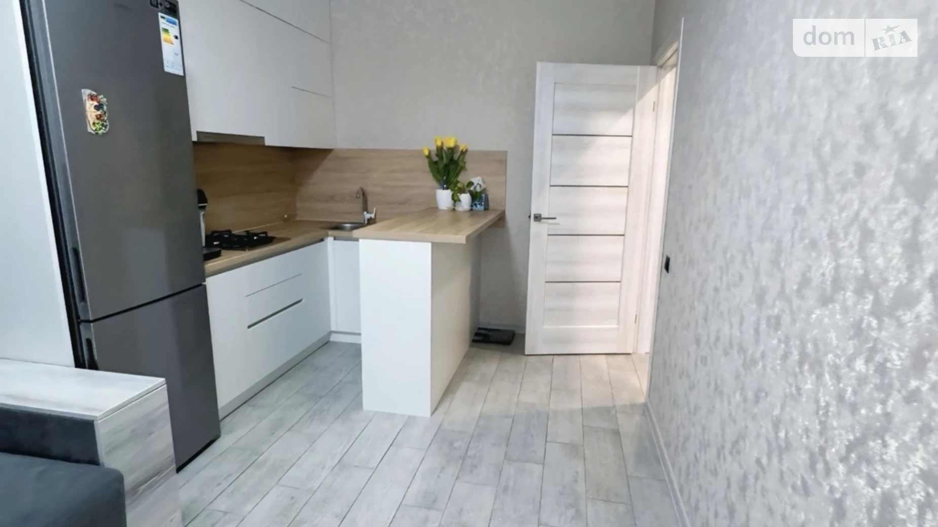 Продается 1-комнатная квартира 57 кв. м в Зарванцах, ул. Одесская, 3 корпус 4 - фото 3