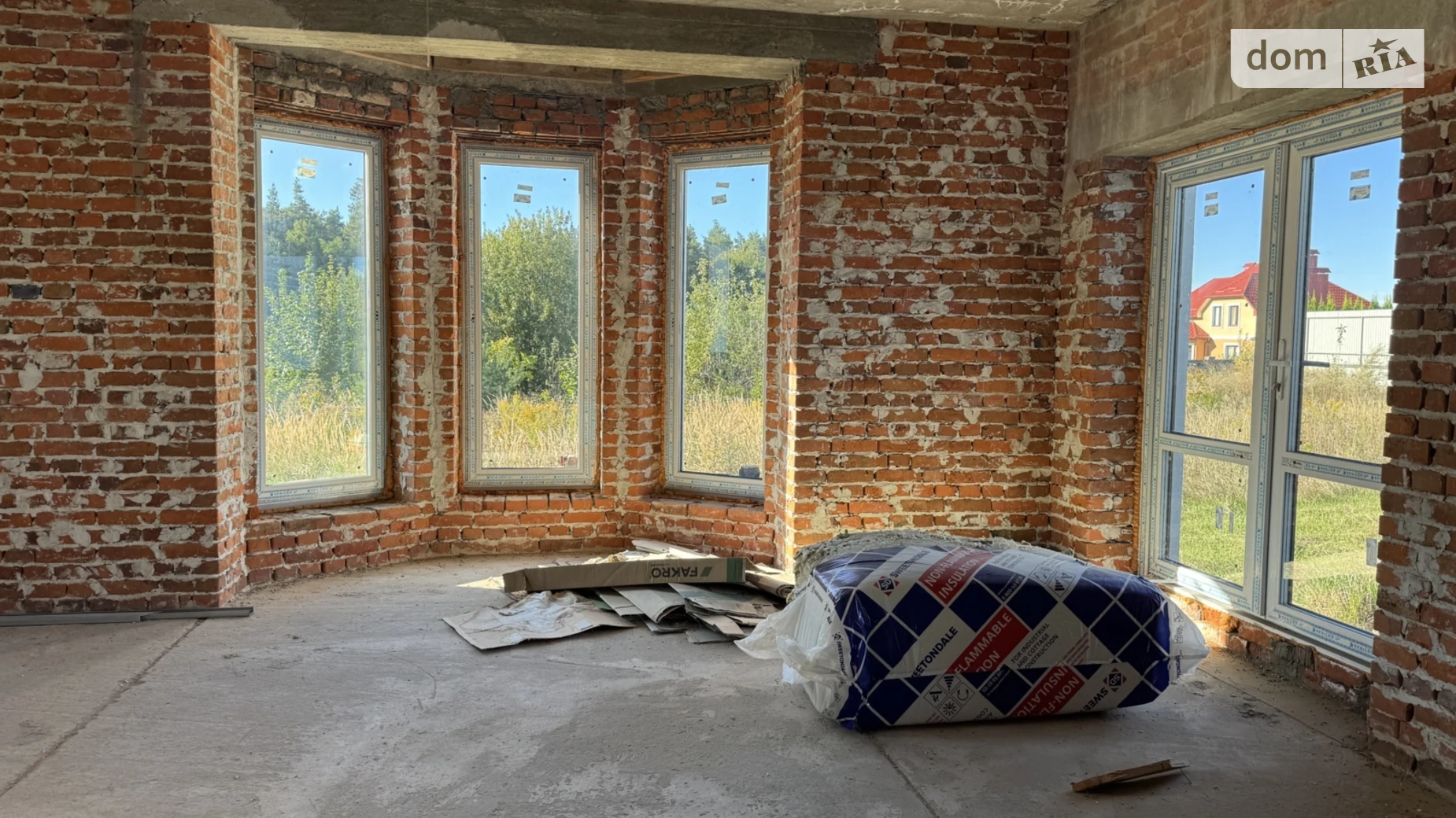 Продается дом на 2 этажа 286 кв. м с гаражом, цена: 260000 $ - фото 4