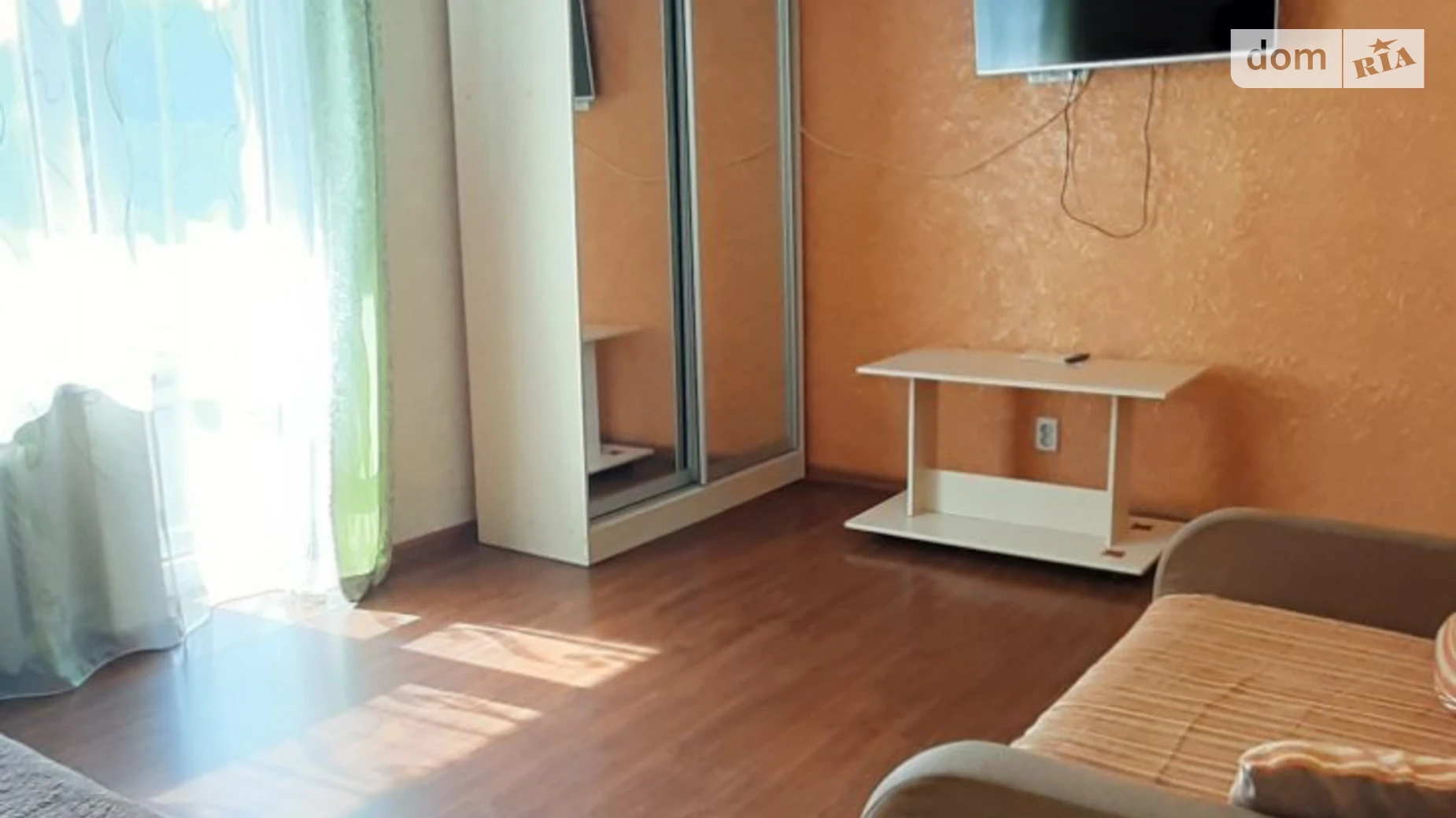 Сдается в аренду 1-комнатная квартира 40 кв. м в Черновцах, ул. Сергея Скальда(Комарова Владимира) - фото 2