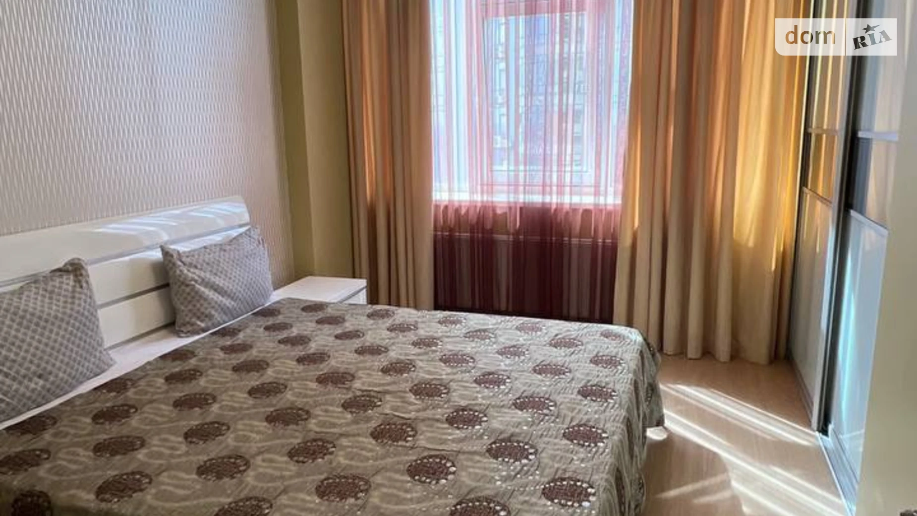 Сдается в аренду 2-комнатная квартира 65 кв. м в Одессе, плато Аркадийское(Гагаринское), 5А корпус 1 - фото 2