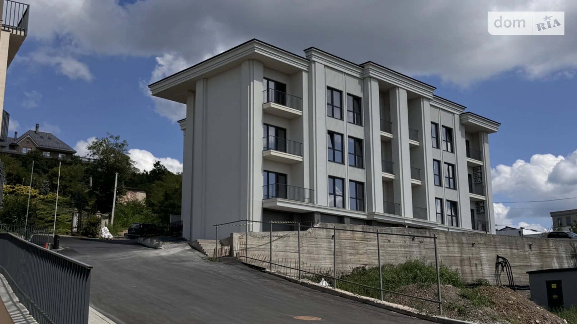 Продається 3-кімнатна квартира 120 кв. м у Ужгороді, вул. Собранецька, 86 - фото 5