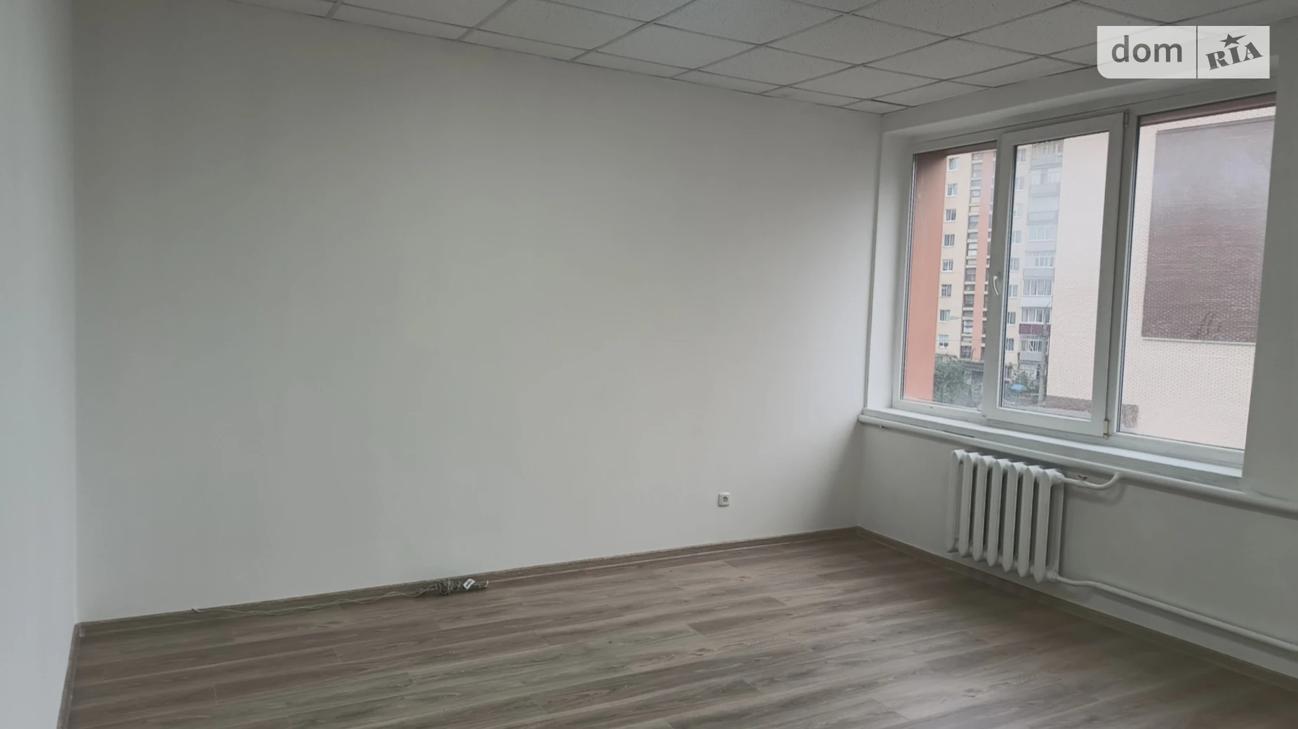 Сдается в аренду офис 24.5 кв. м в бизнес-центре, цена: 5500 грн - фото 3