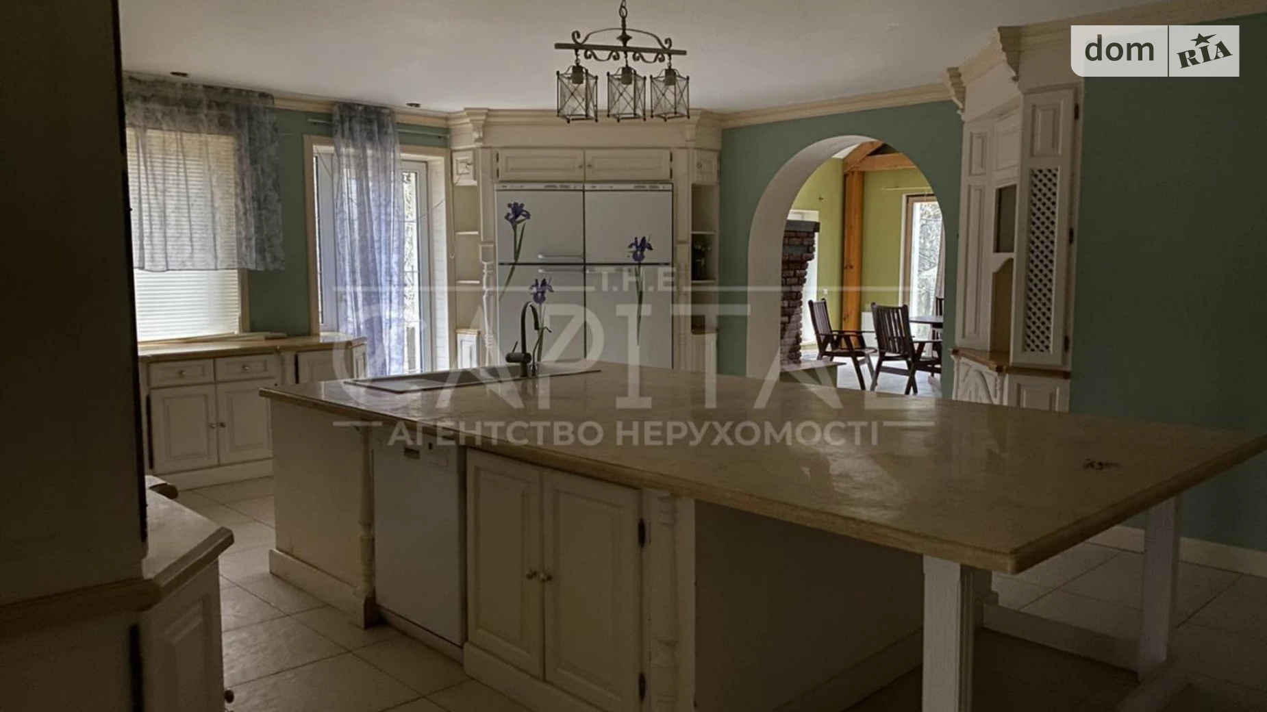 Сдается в аренду дом на 3 этажа 1390 кв. м с садом, цена: 5000 $ - фото 3