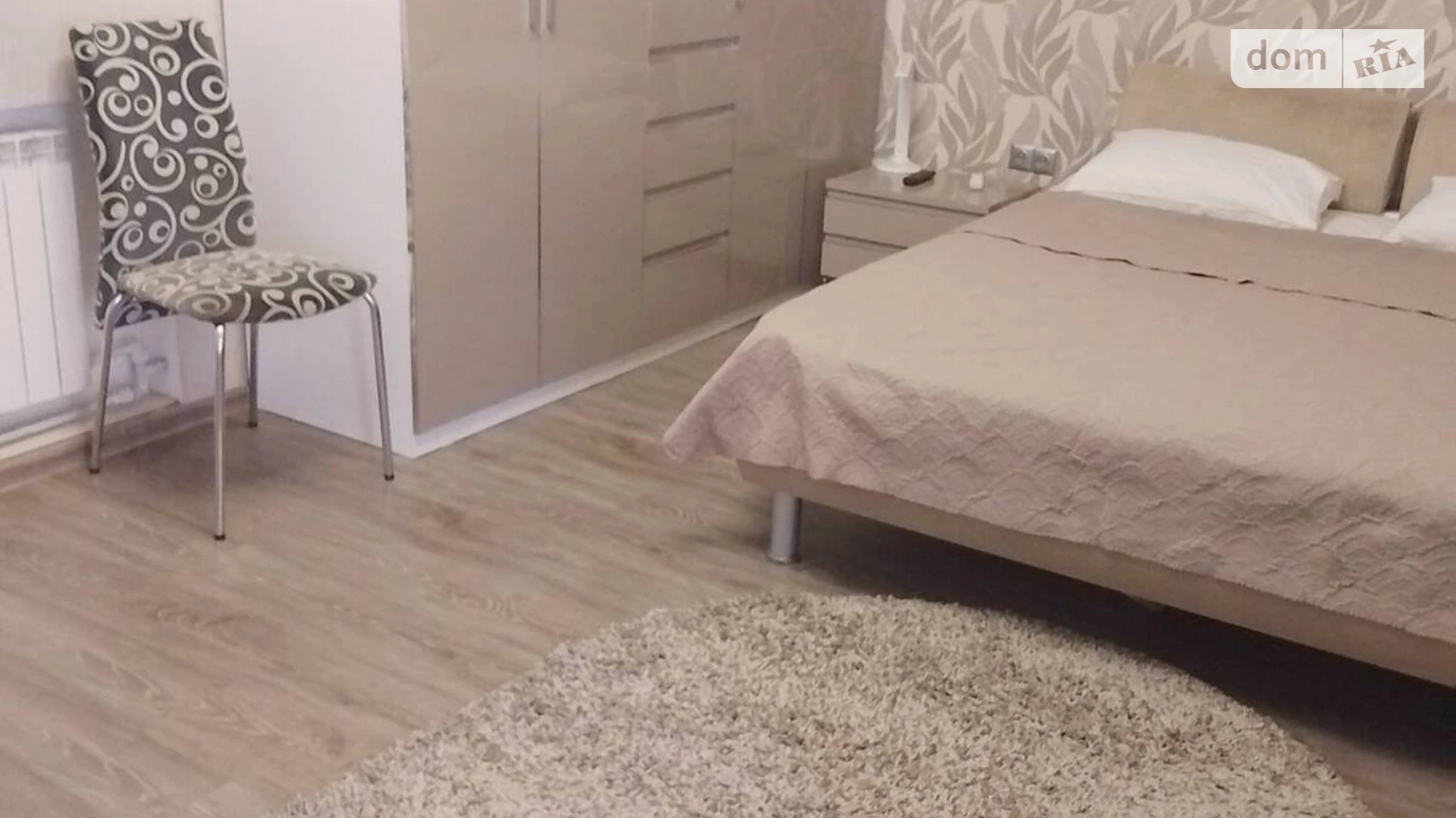 Сдается в аренду дом на 2 этажа 220 кв. м с бассейном, цена: 1000 $ - фото 4