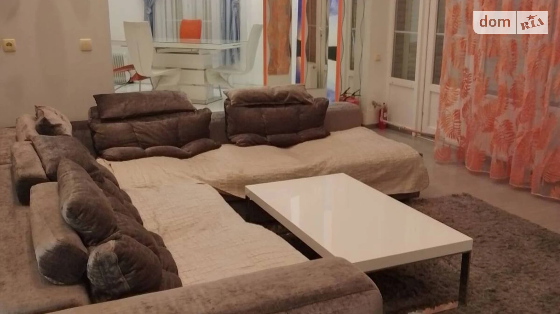 Сдается в аренду дом на 2 этажа 220 кв. м с бассейном, цена: 1000 $ - фото 5