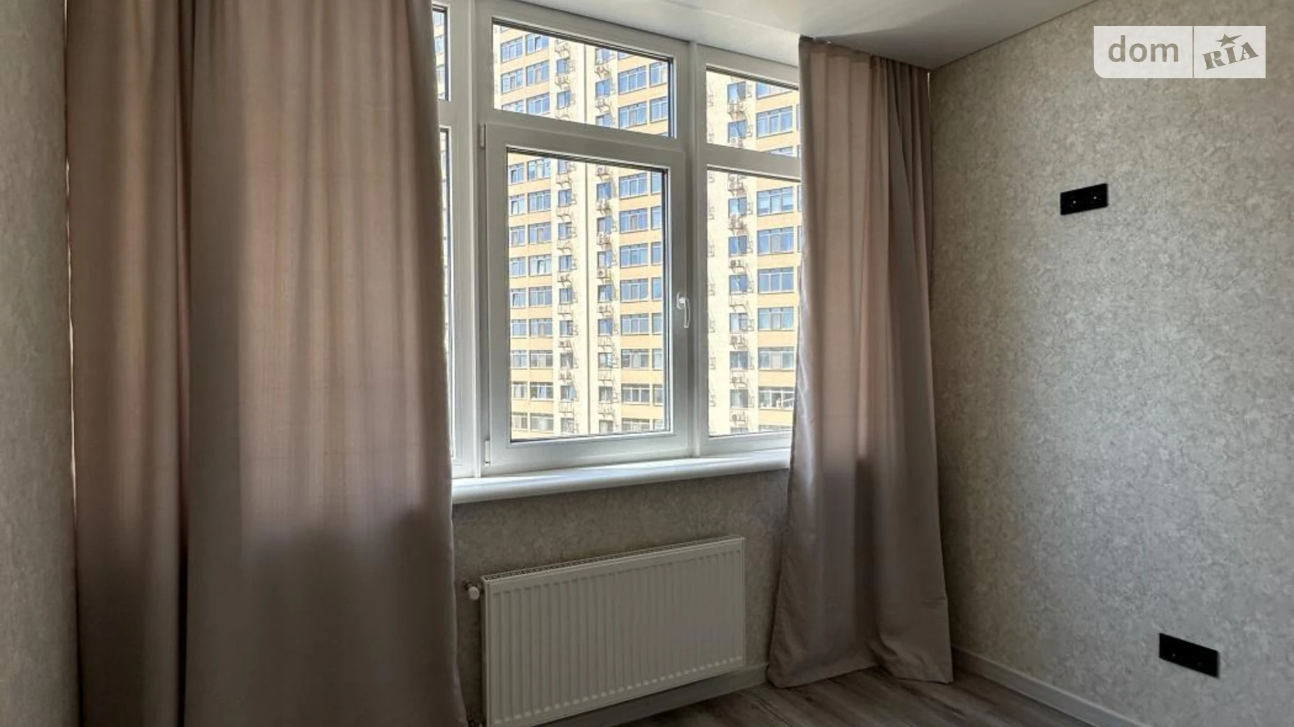 Продается 2-комнатная квартира 44 кв. м в Одессе, ул. Академика Сахарова - фото 2