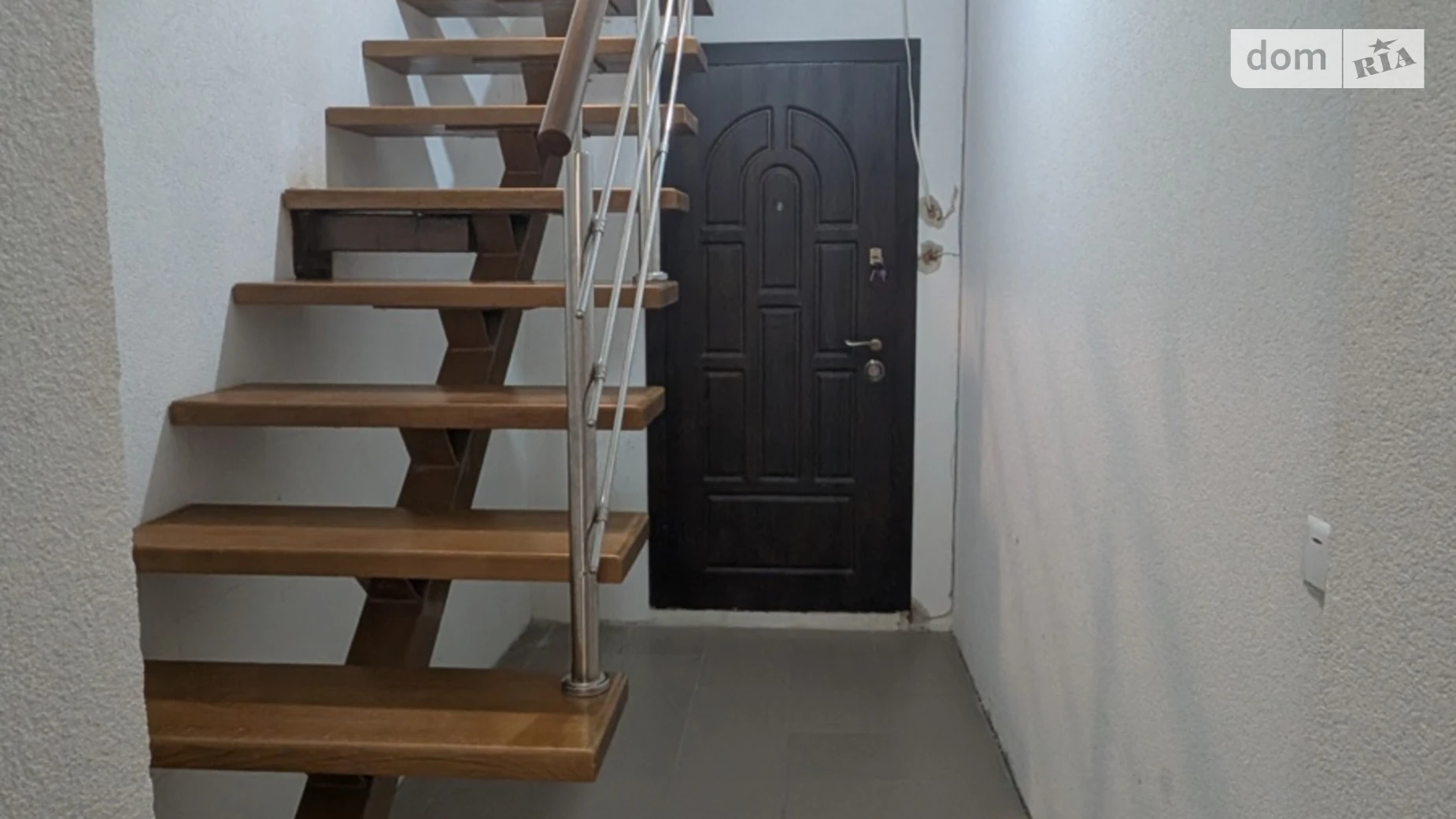 Продается 2-комнатная квартира 117.2 кв. м в Винниках, ул. Сухомлинского, 14 - фото 3
