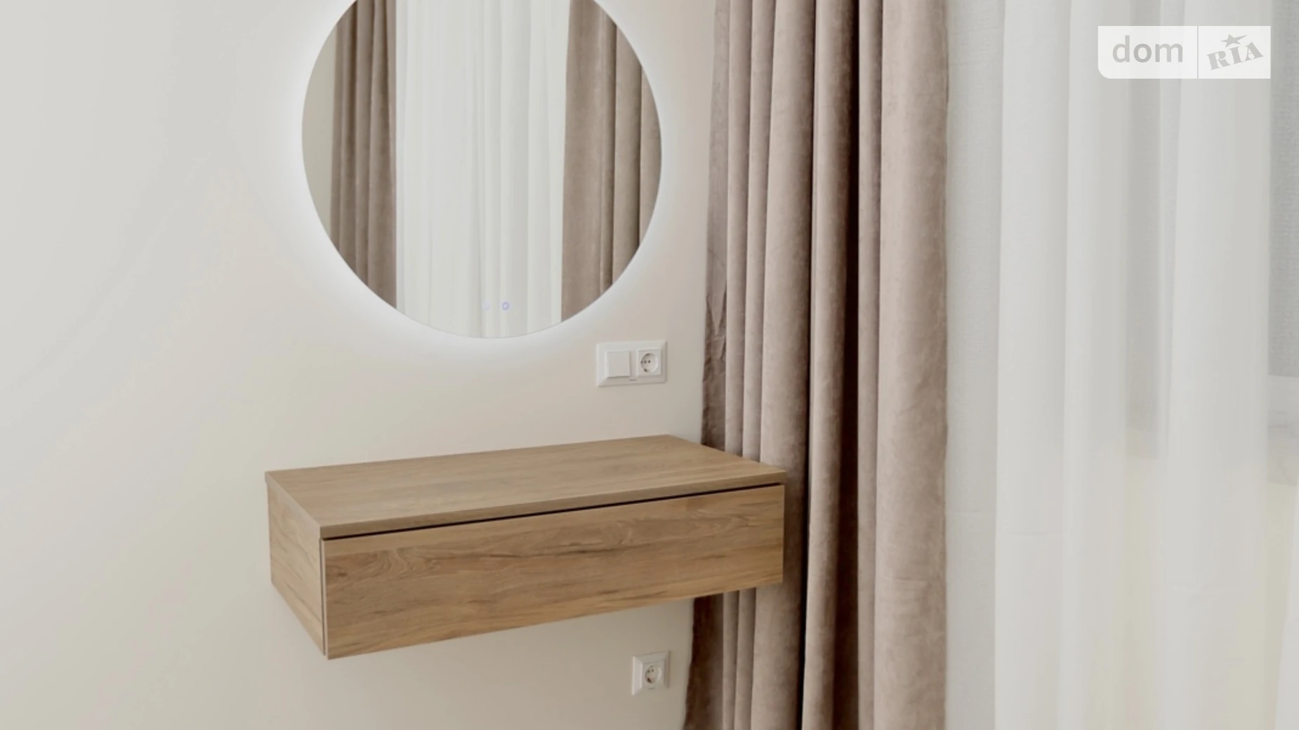 Продается 1-комнатная квартира 44 кв. м в Ивано-Франковске, ул. Высочана Семена, 18 корпус 15 - фото 4