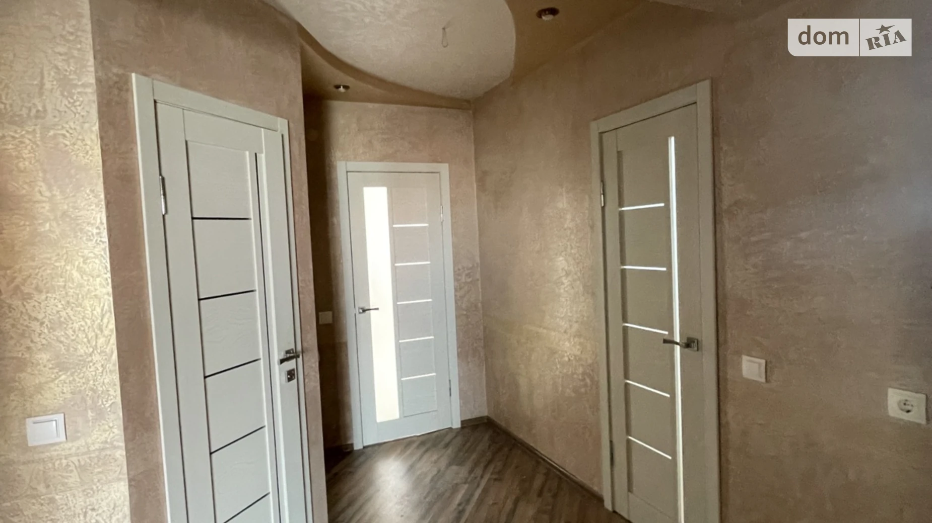 Продается 2-комнатная квартира 80 кв. м в Ужгороде, ул. Ивана Мазепы - фото 3