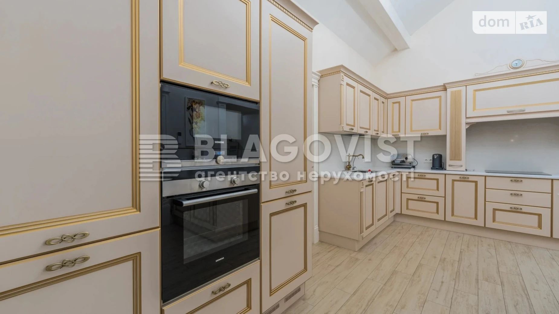 Продается дом на 3 этажа 550 кв. м с камином, цена: 690000 $ - фото 5
